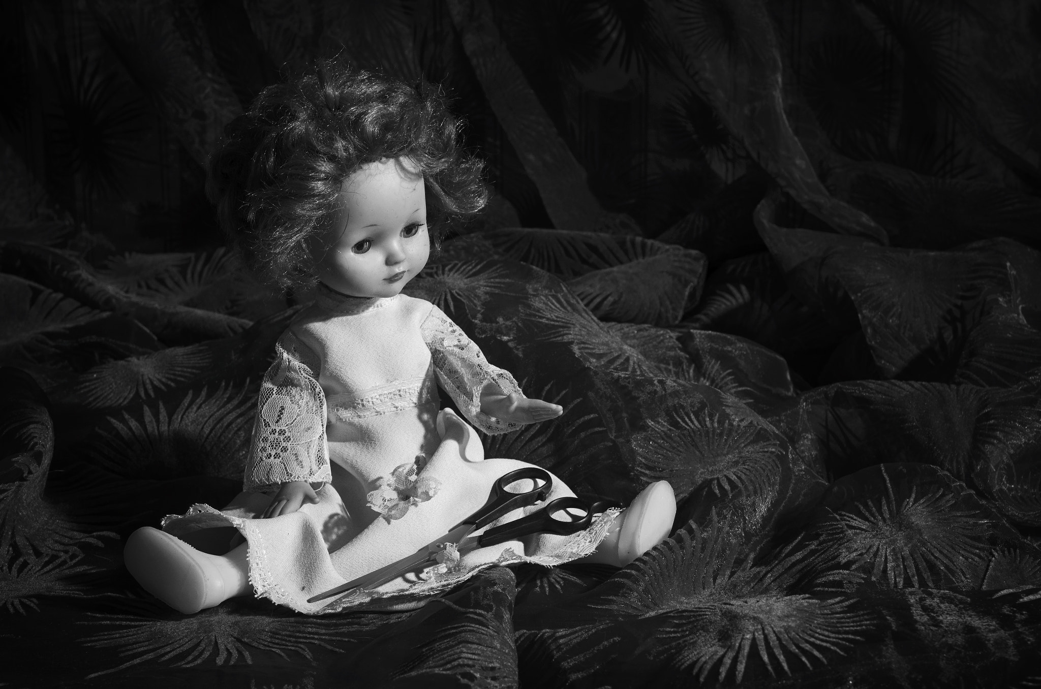 Nikon D5100 sample photo. Old doll with scissors. photography