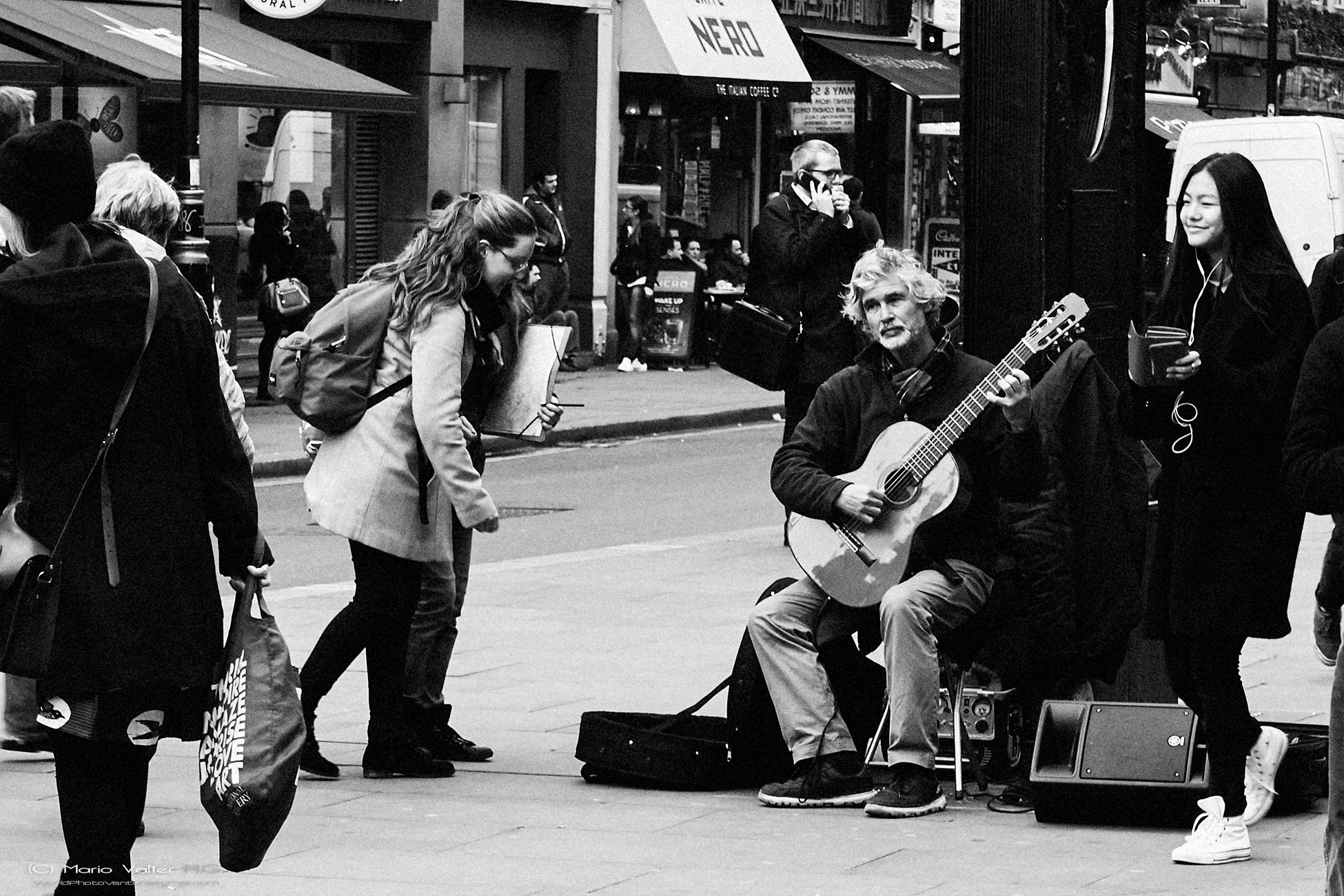 Olympus OM-D E-M1 sample photo. London street photography