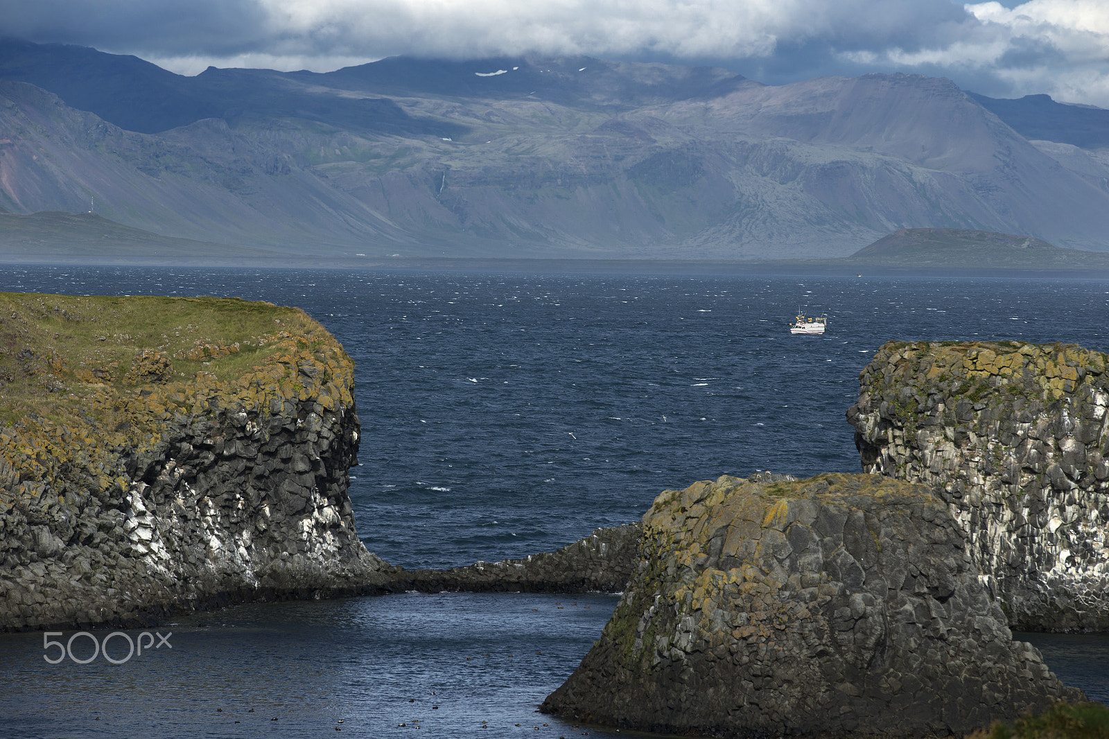 Canon EOS-1D X sample photo. Mountains and seashore of the atlantic ocean, icelandic landscap photography