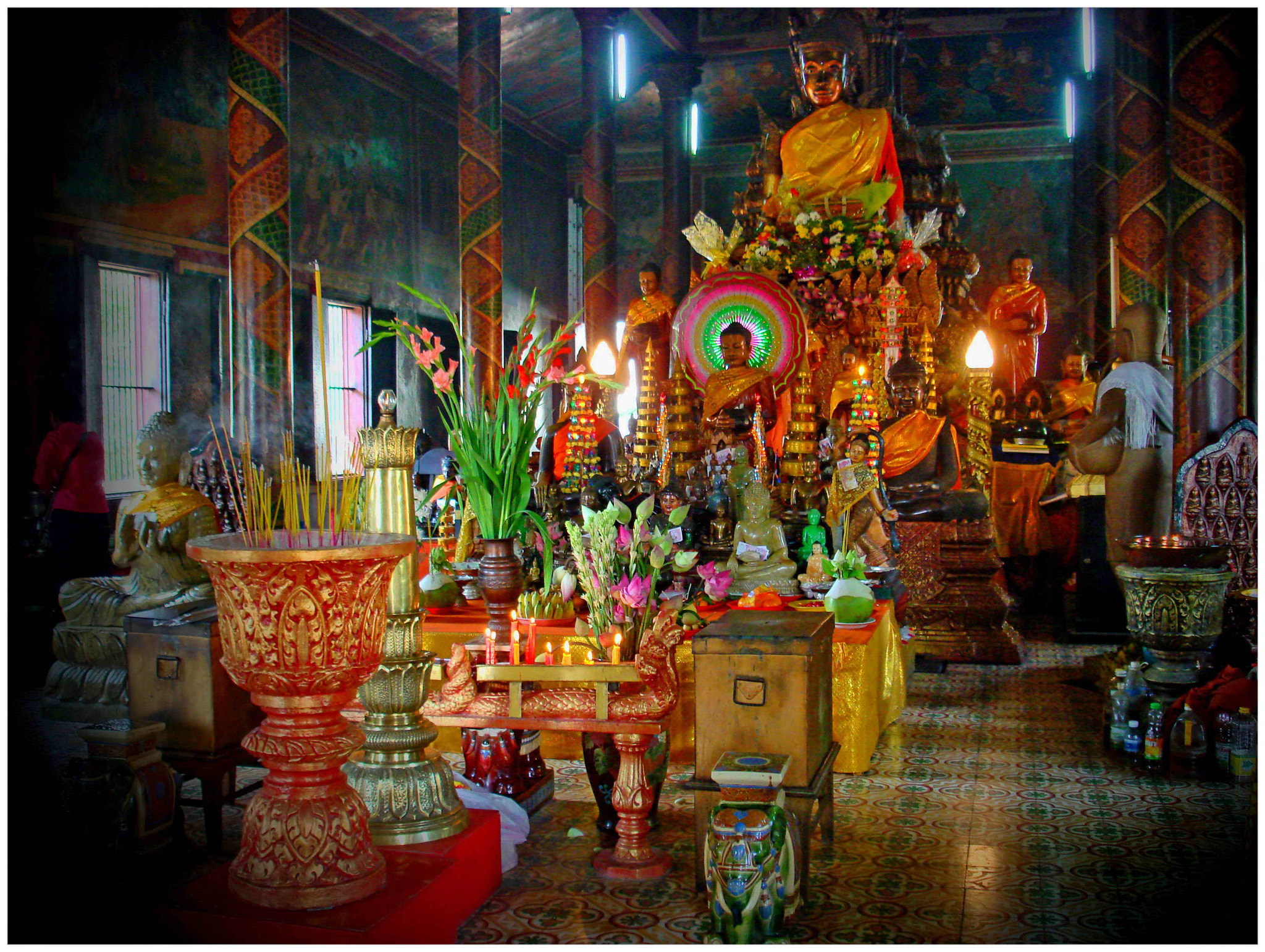 Sony DSC-W100 sample photo. Wat phnom in phnom penh photography