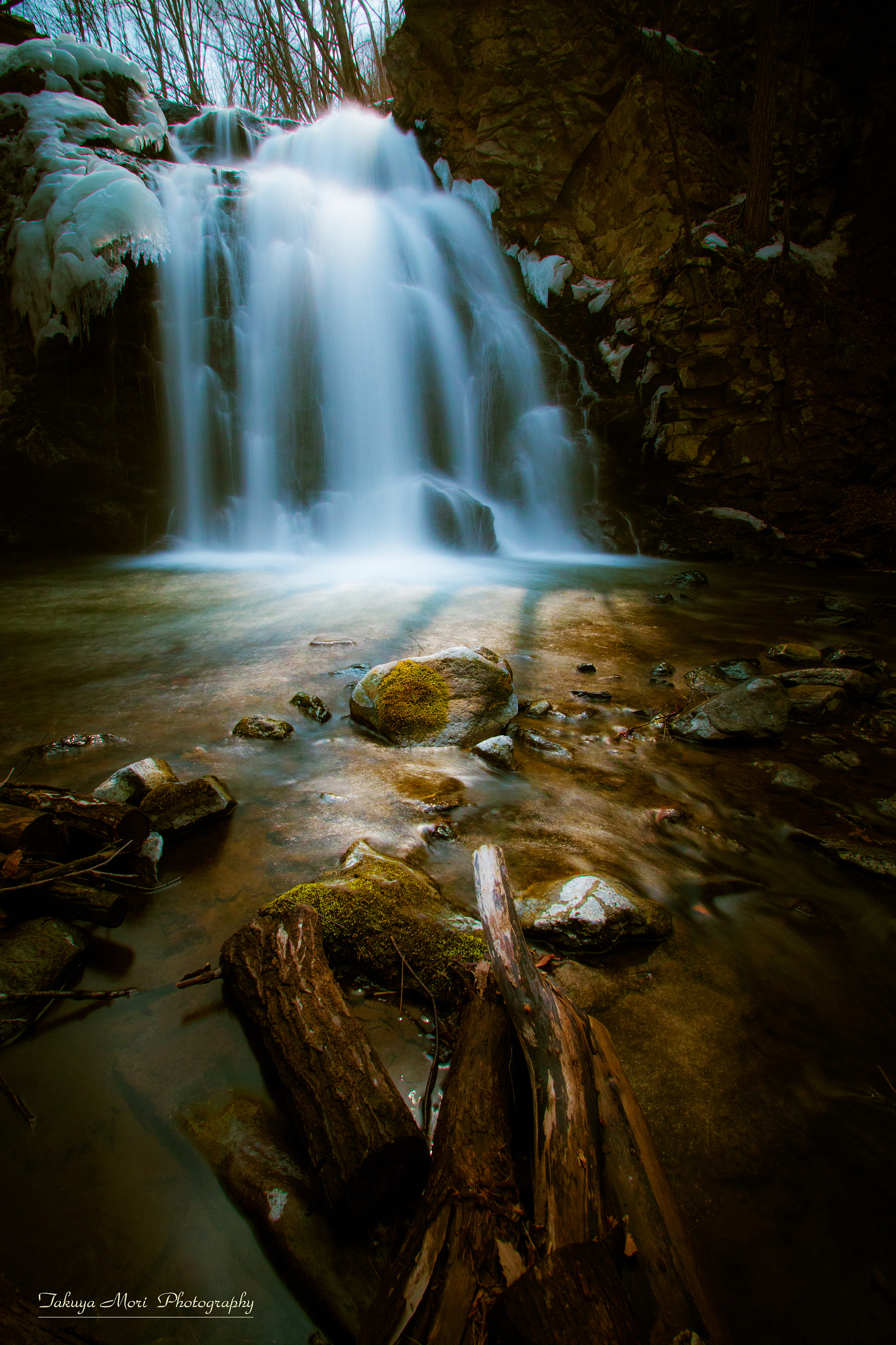 Sigma 10-20mm F3.5 EX DC HSM sample photo. 初春の浅間大滝 photography