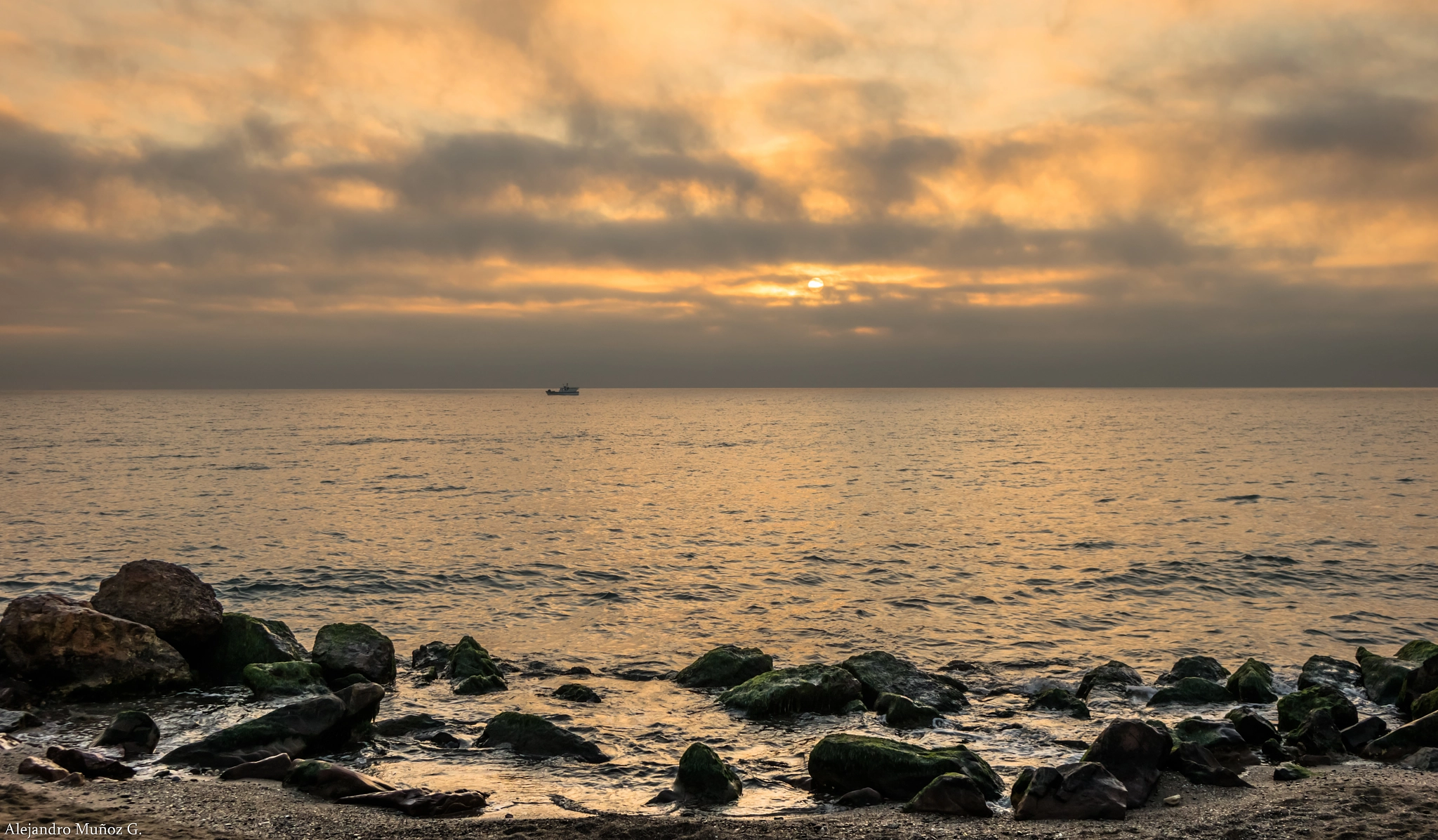 Sony Cyber-shot DSC-RX10 sample photo. Amanecer en el puig (valencia) photography