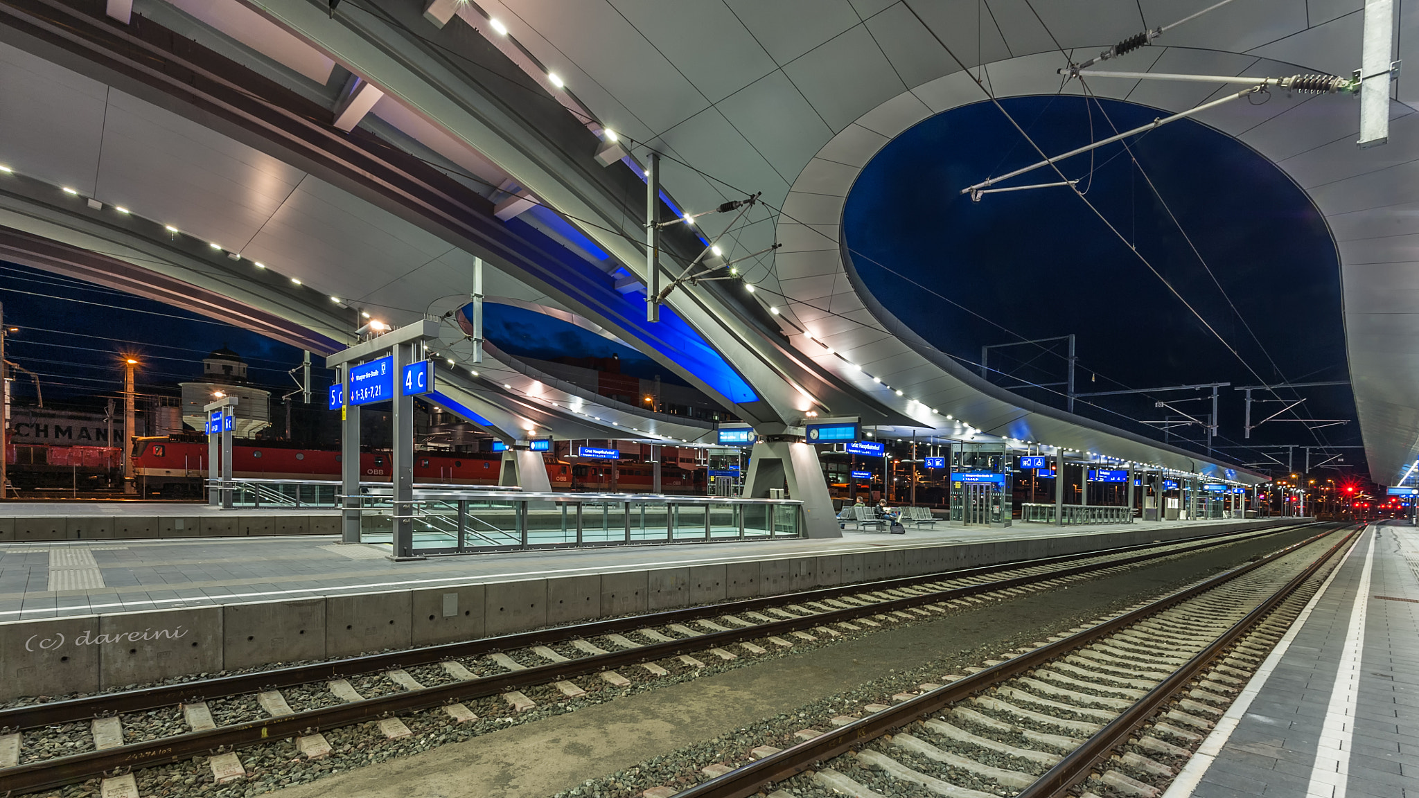 Nikon AF-S Nikkor 16-35mm F4G ED VR sample photo. Grazer hauptbahnhof photography