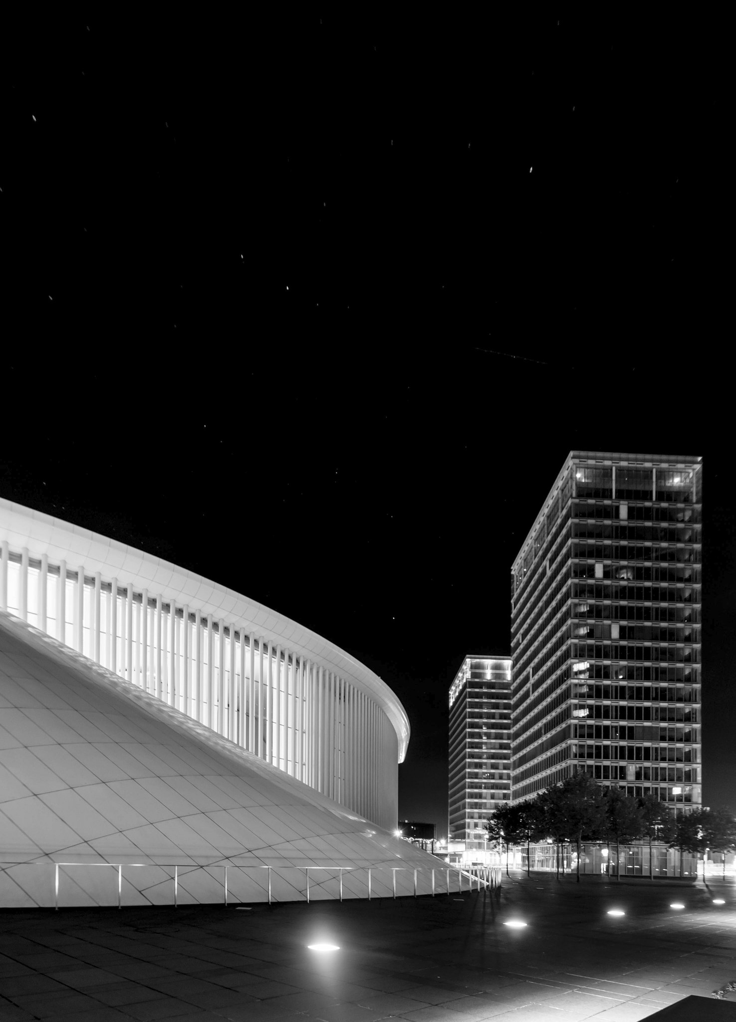 Sigma 10-20mm F3.5 EX DC HSM sample photo. B&w photography