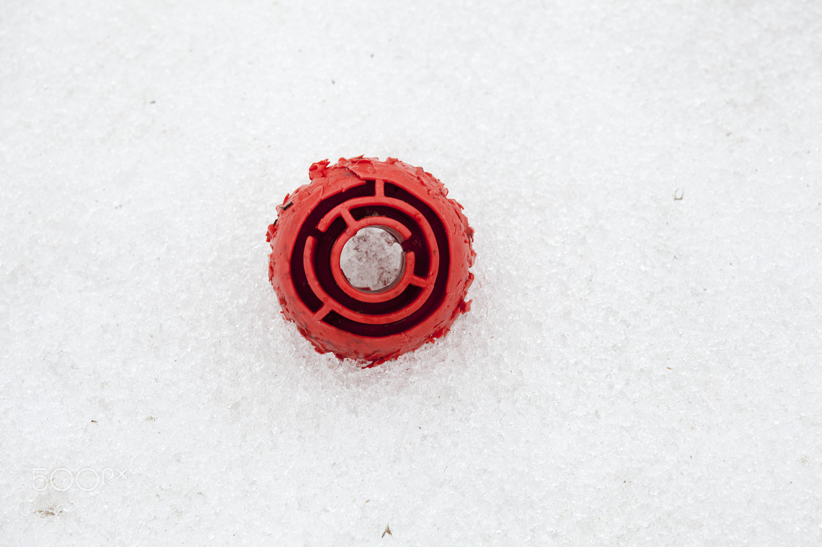 Canon EF 70-300mm F4-5.6L IS USM sample photo. On snow photography