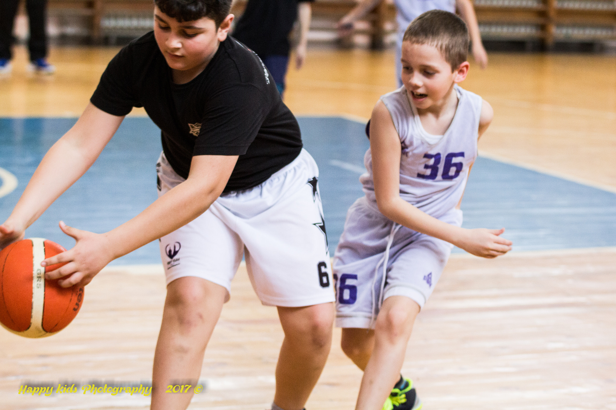 Sigma 70-200mm F2.8 EX DG OS HSM sample photo. Basketball photography