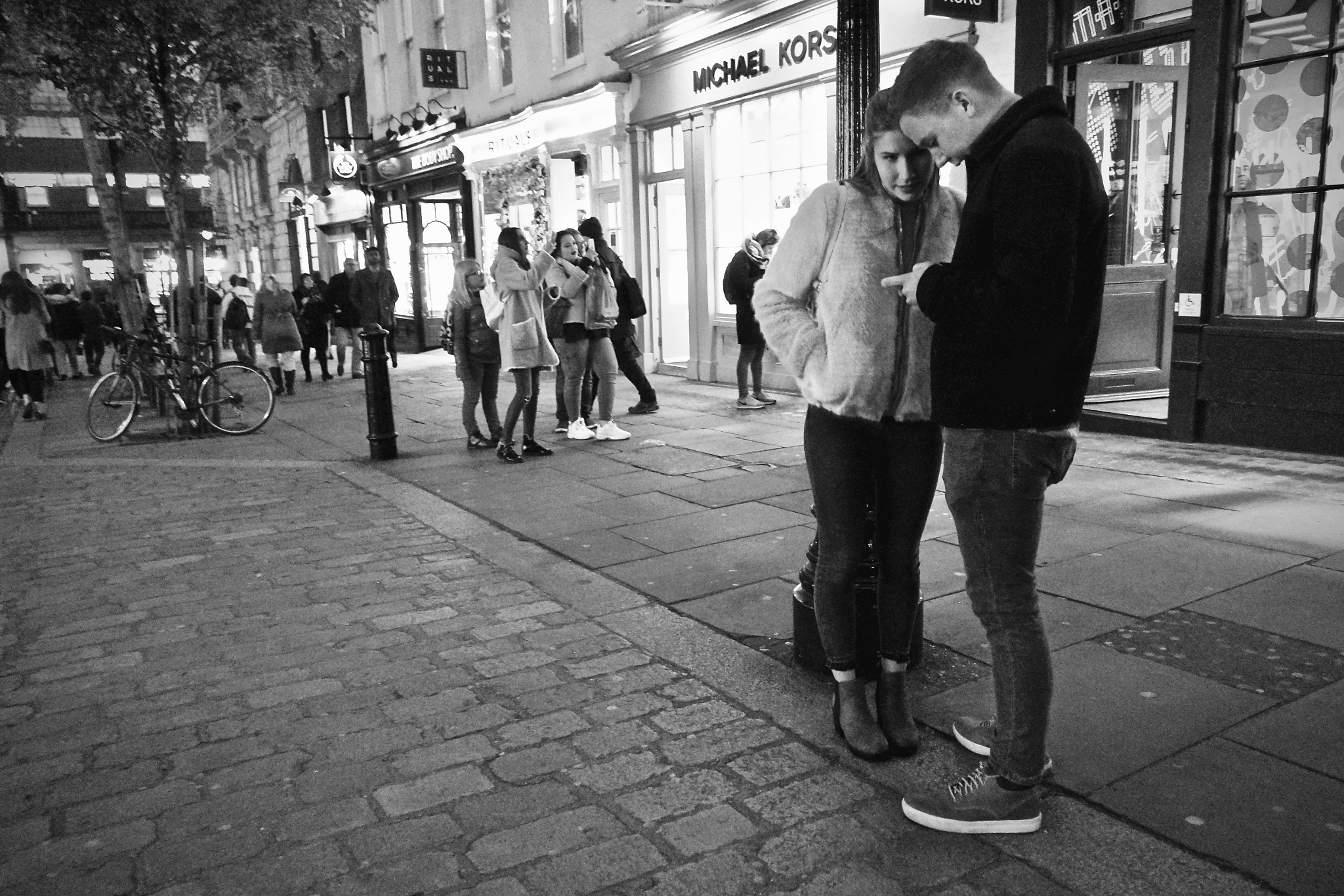 Sony Cyber-shot DSC-RX100 IV + Sony 24-70mm F1.8-2.8 sample photo. Covent garden, london, uk. photography