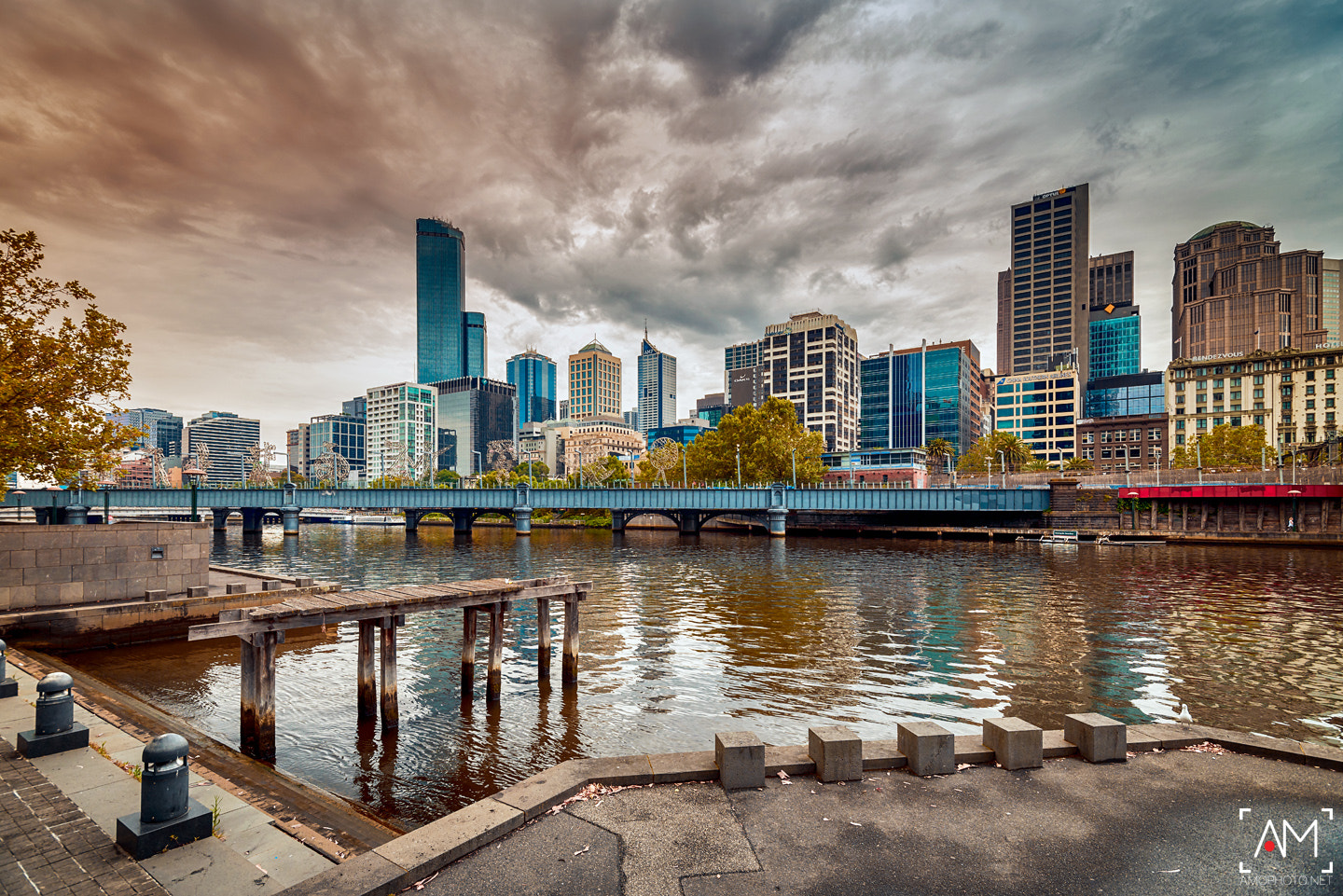 Nikon AF-S Nikkor 16-35mm F4G ED VR sample photo. The yarra river in melbourne, victoria photography