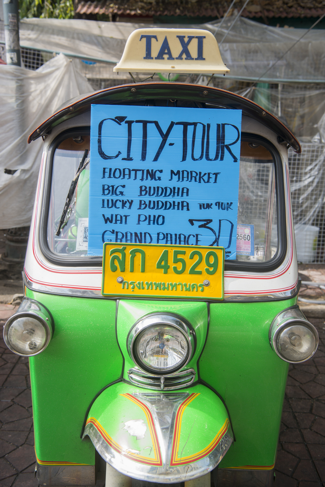 Nikon AF-S Nikkor 24-70mm F2.8E ED VR sample photo. Thailand bangkok khao san tuk tuk taxi photography
