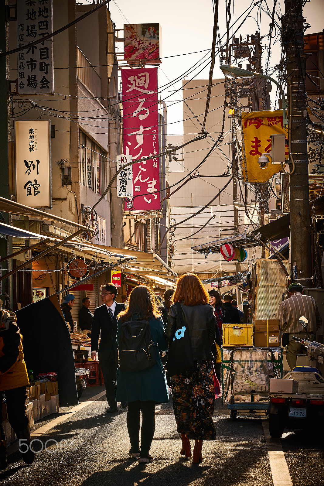 Sony FE 70-200mm F2.8 GM OSS sample photo. Tsukiji photography