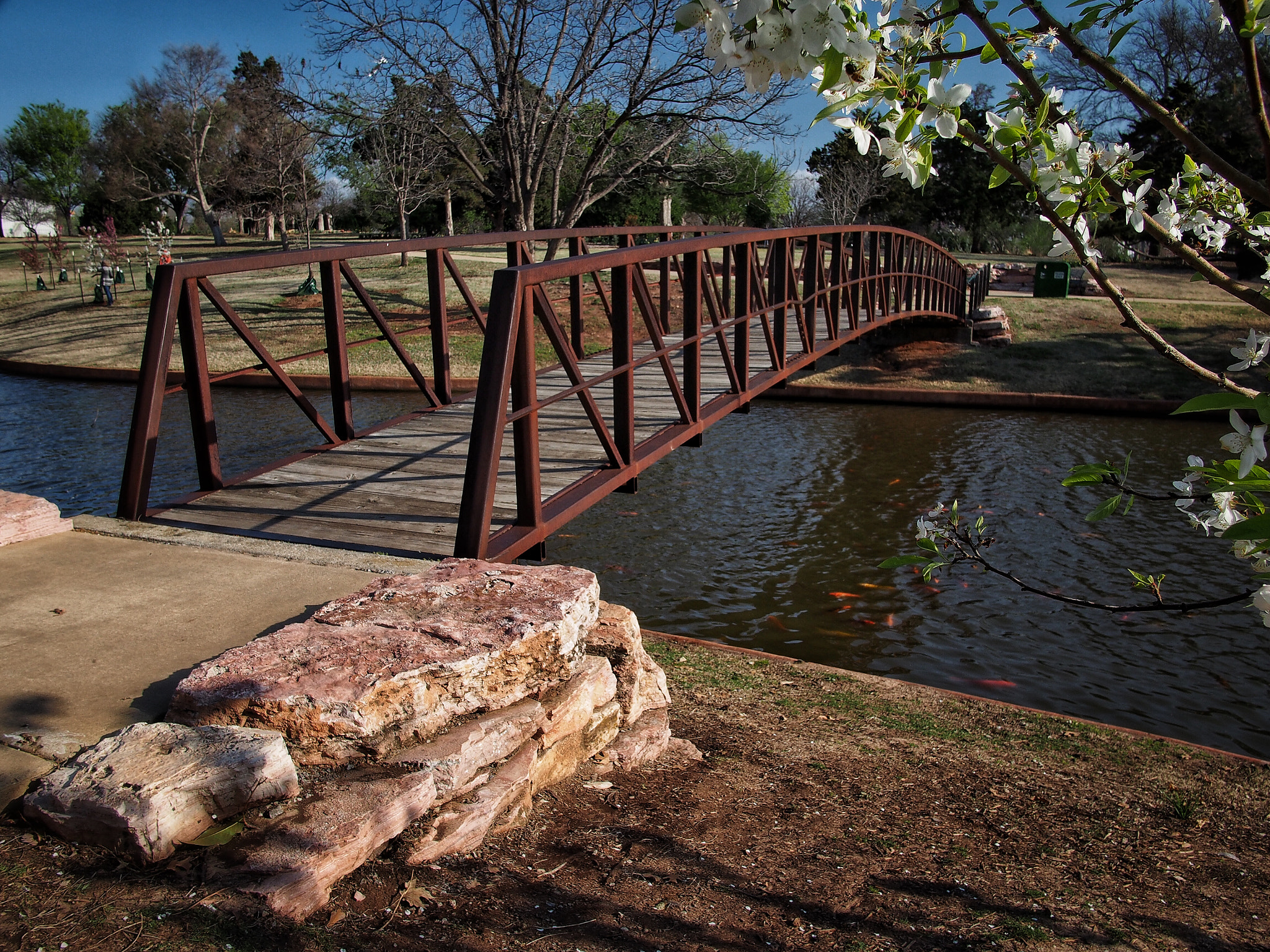 Olympus PEN E-PL6 + Panasonic Lumix G 14mm F2.5 ASPH sample photo. Bridge over untroubled waters photography