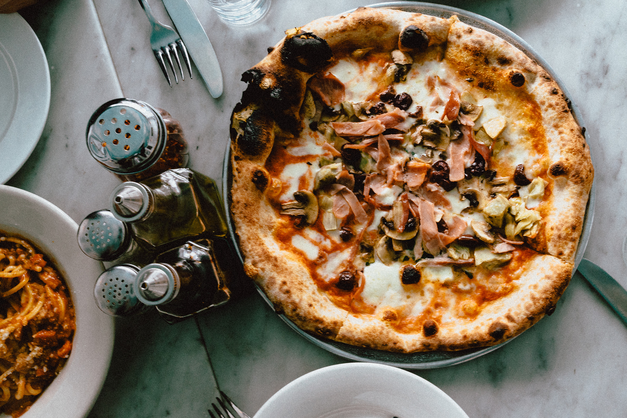 Sony FE 28mm F2 sample photo. Italian pizza@song' e napule nyc photography