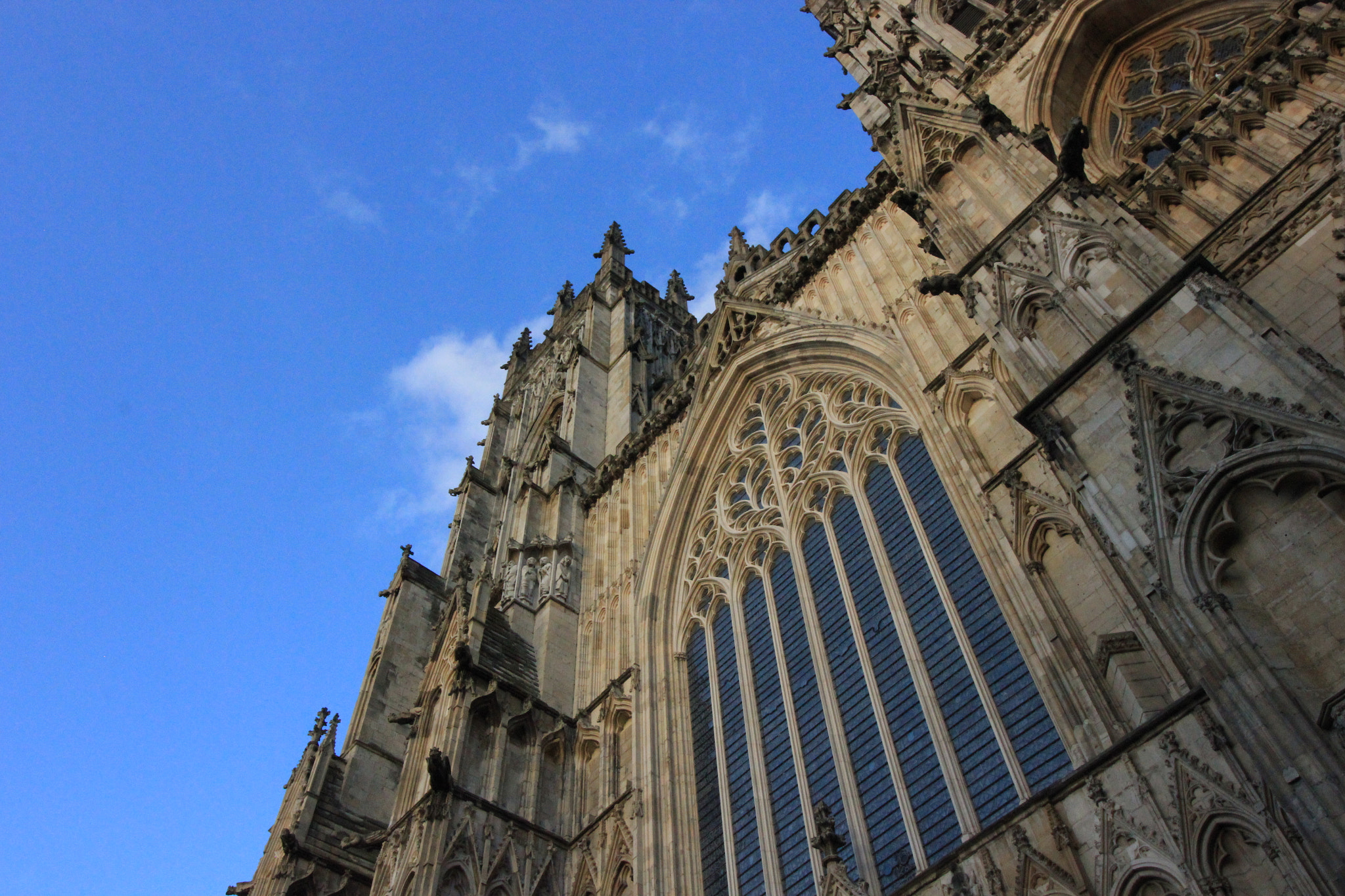 Canon EOS 550D (EOS Rebel T2i / EOS Kiss X4) sample photo. The minster photography