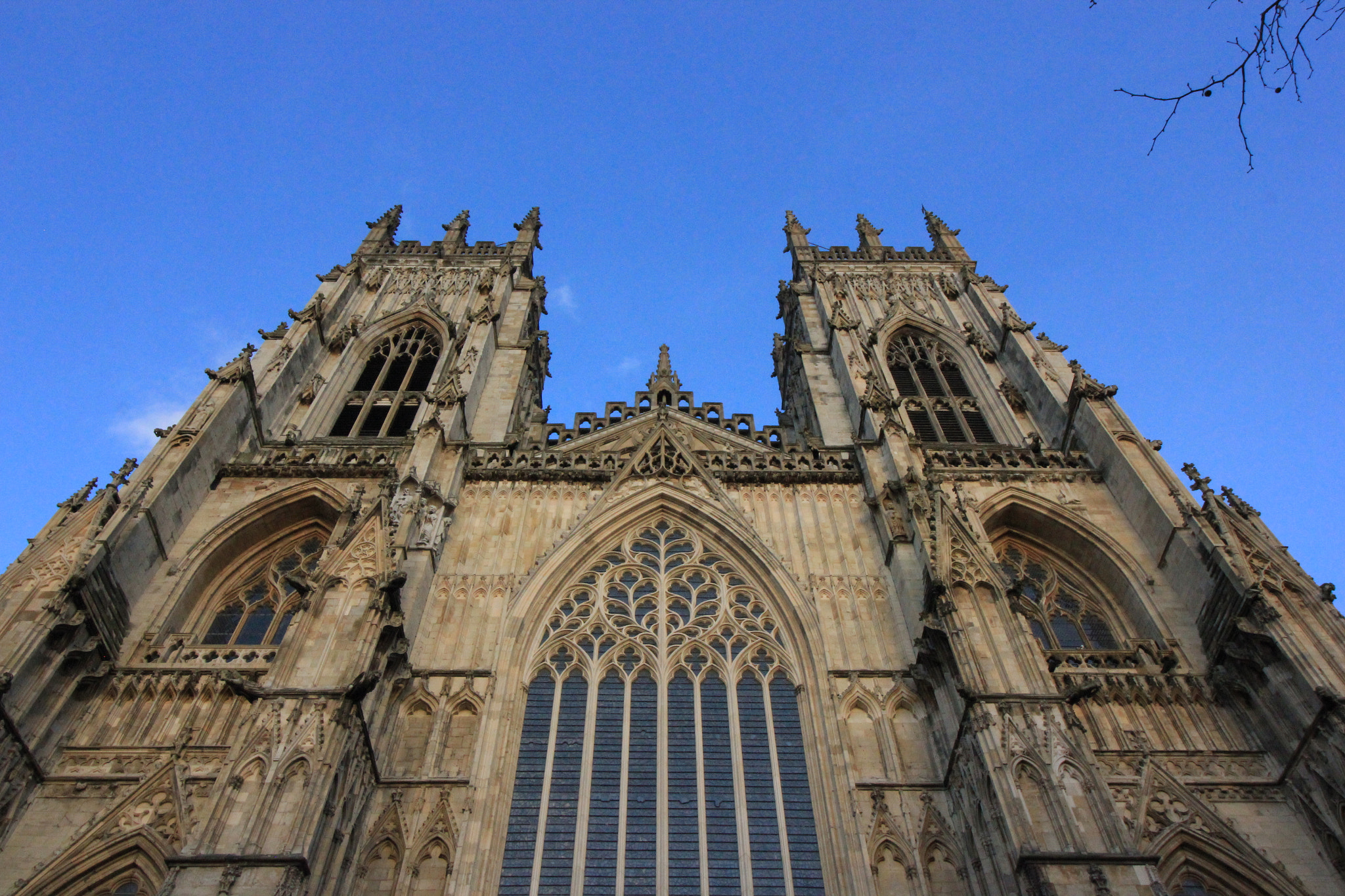 Canon EOS 550D (EOS Rebel T2i / EOS Kiss X4) sample photo. The minster photography