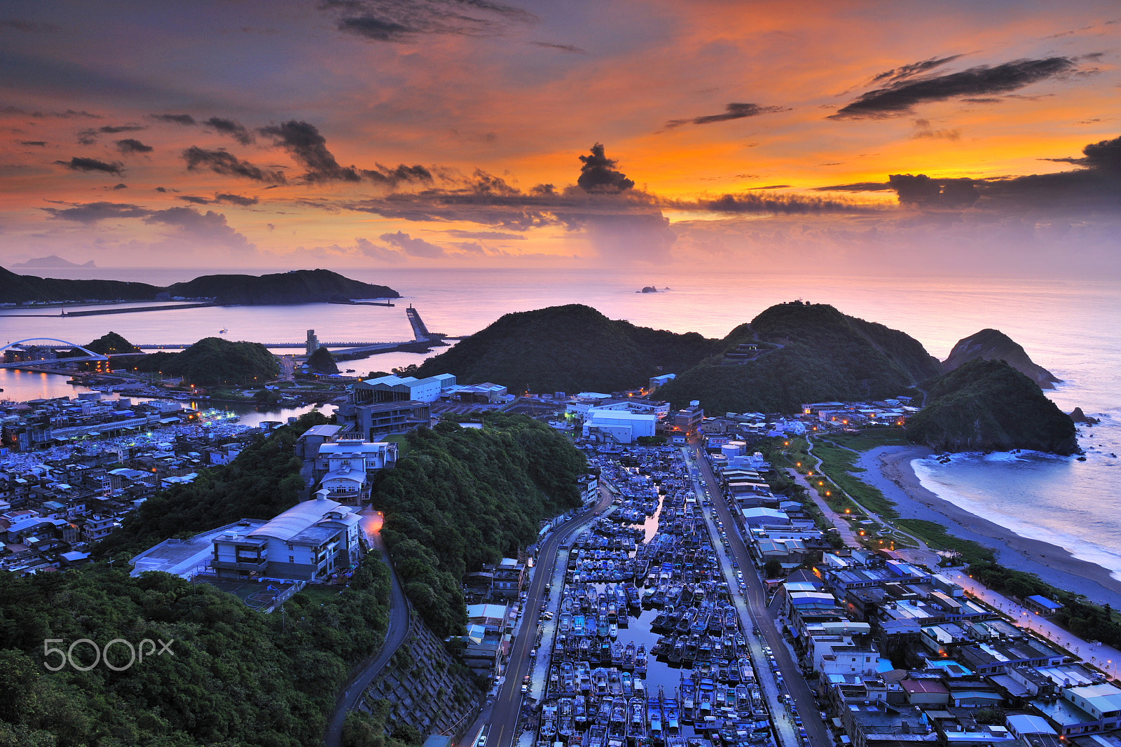 Nikon D3X sample photo. 建設,碼頭,船,景點 photography