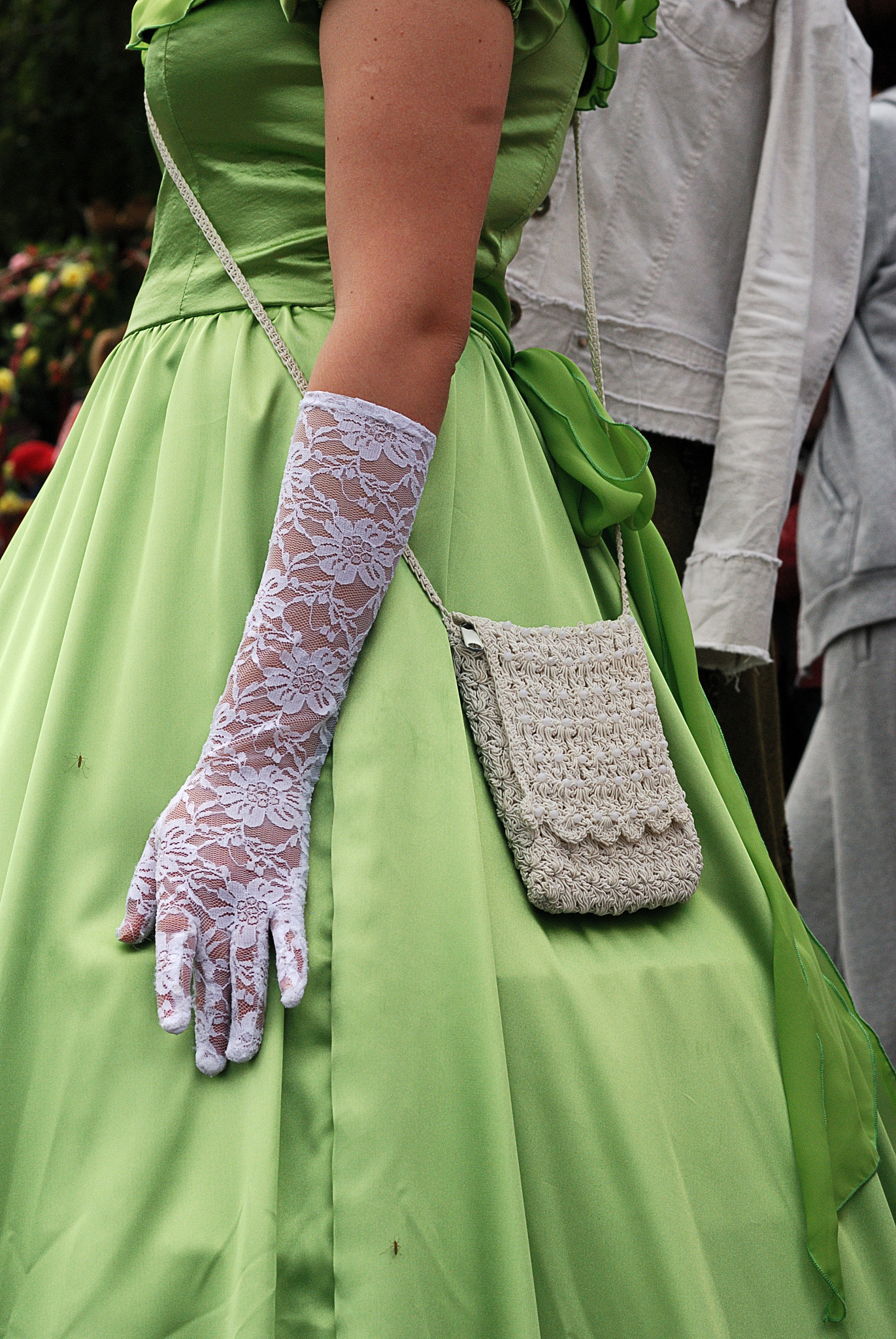 Nikon D80 + Nikon AF Nikkor 50mm F1.4D sample photo. Glove photography