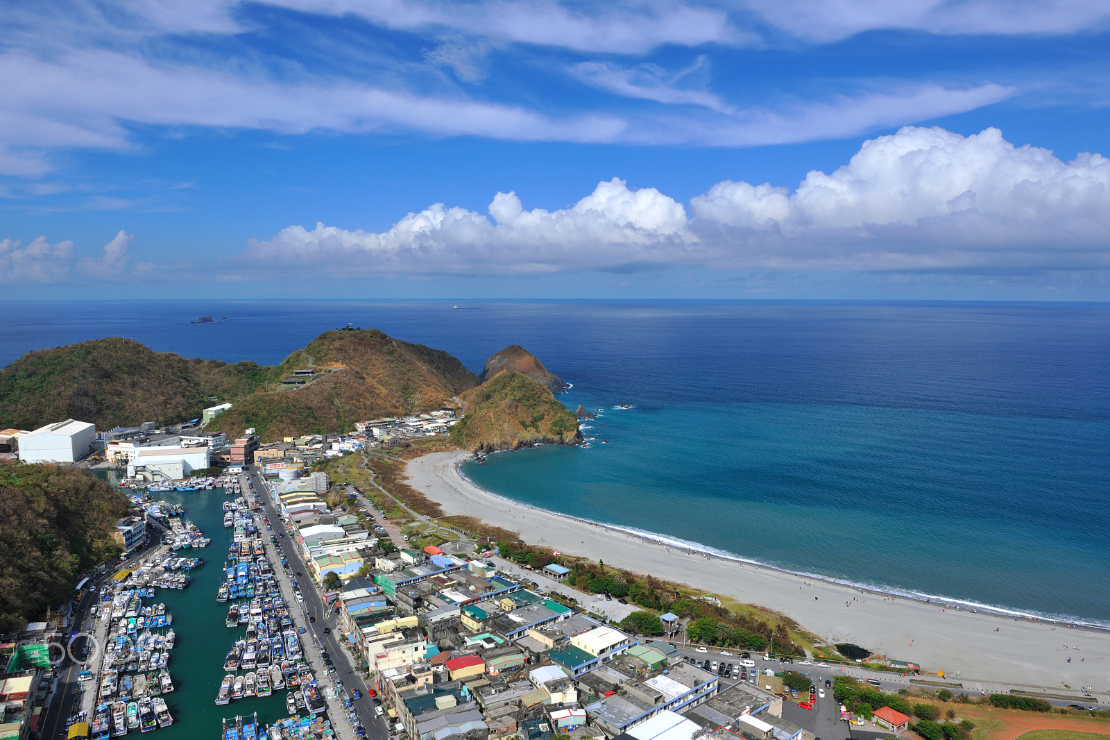 Nikon D3X sample photo. 建設,房子,船,景點,自然,風景,碼頭 photography