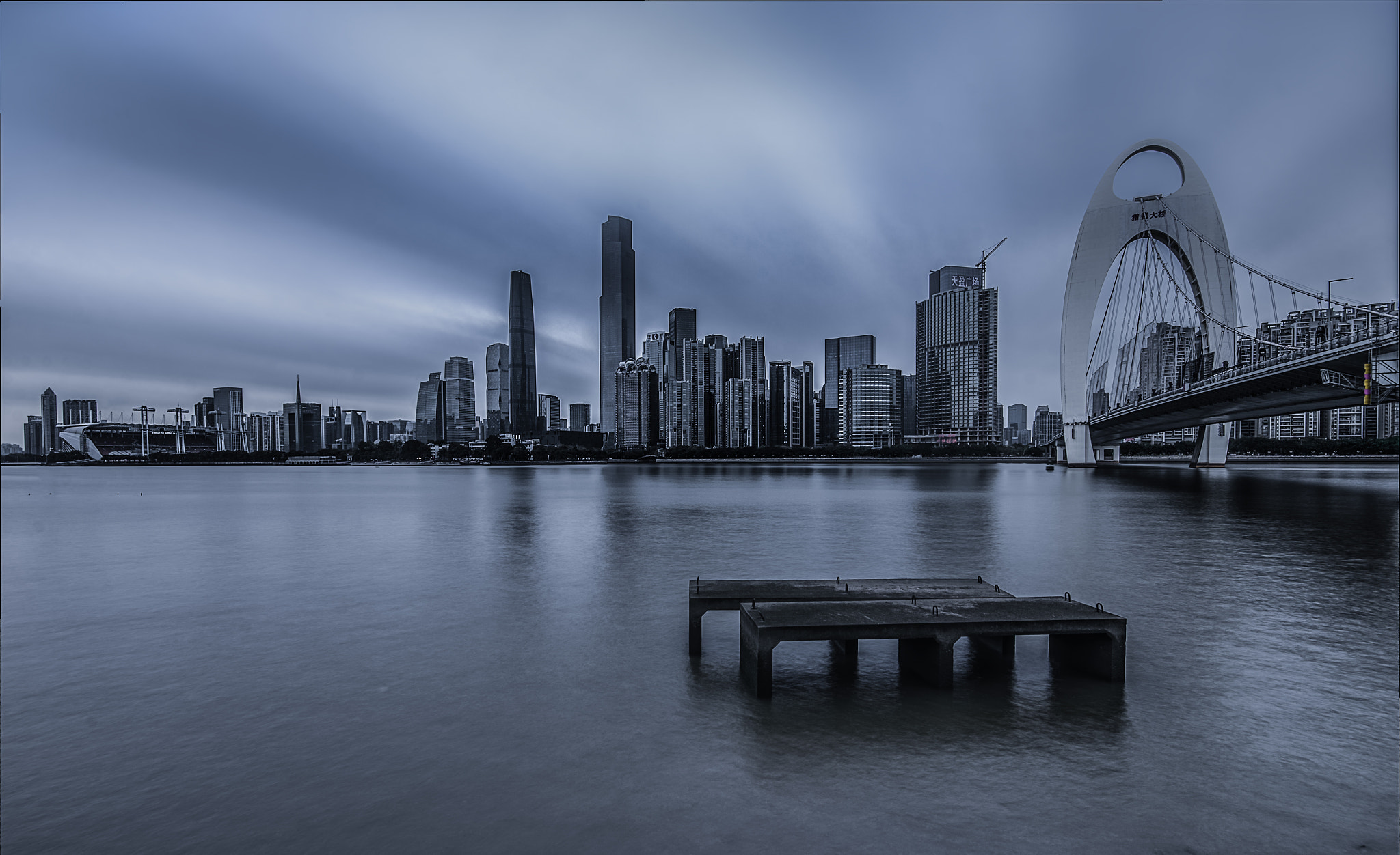 Sigma 10-20mm F4-5.6 EX DC HSM sample photo. Guangzhou's cbd photography