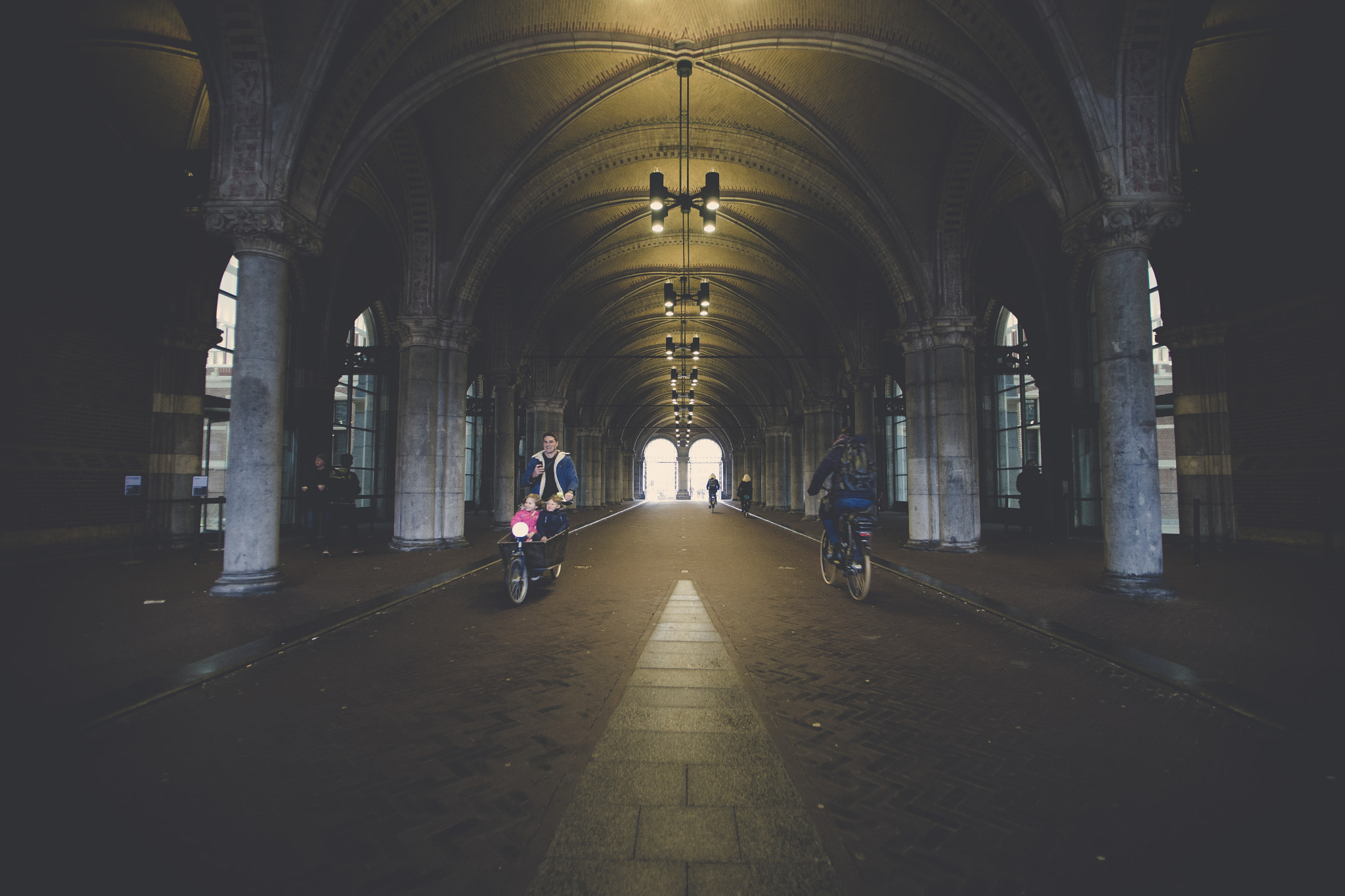 Sony a99 II + Minolta AF 17-35mm F2.8-4 (D) sample photo. Lovely kids, lively city, amsterdam photography