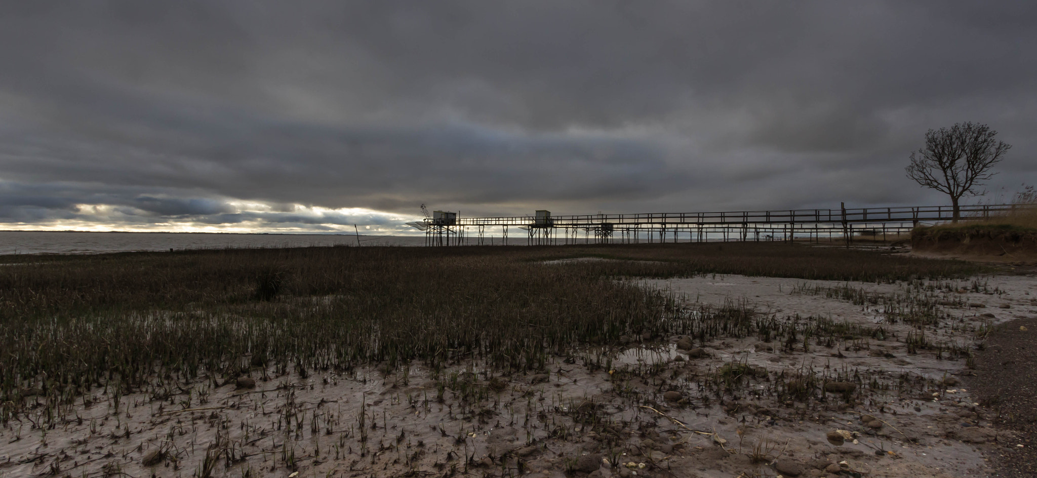 Canon EF-S 10-22mm F3.5-4.5 USM sample photo. Estuaire de la gironde photography