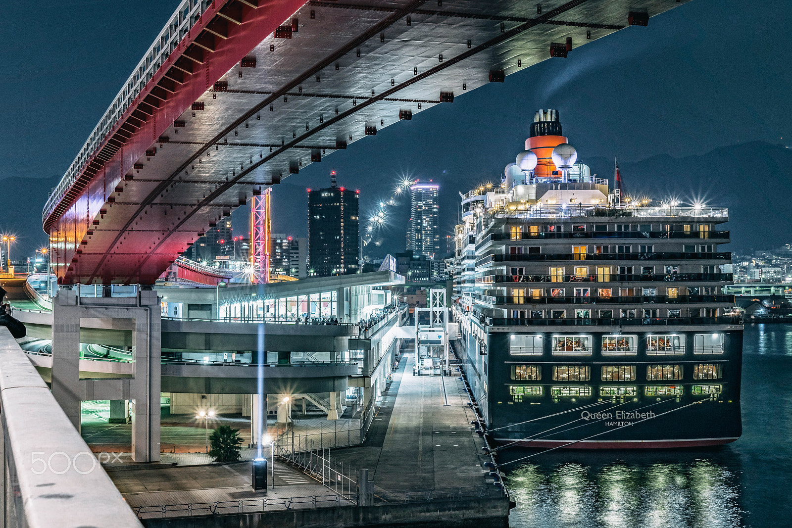 Sony E 35mm F1.8 OSS sample photo. Port of kobe photography