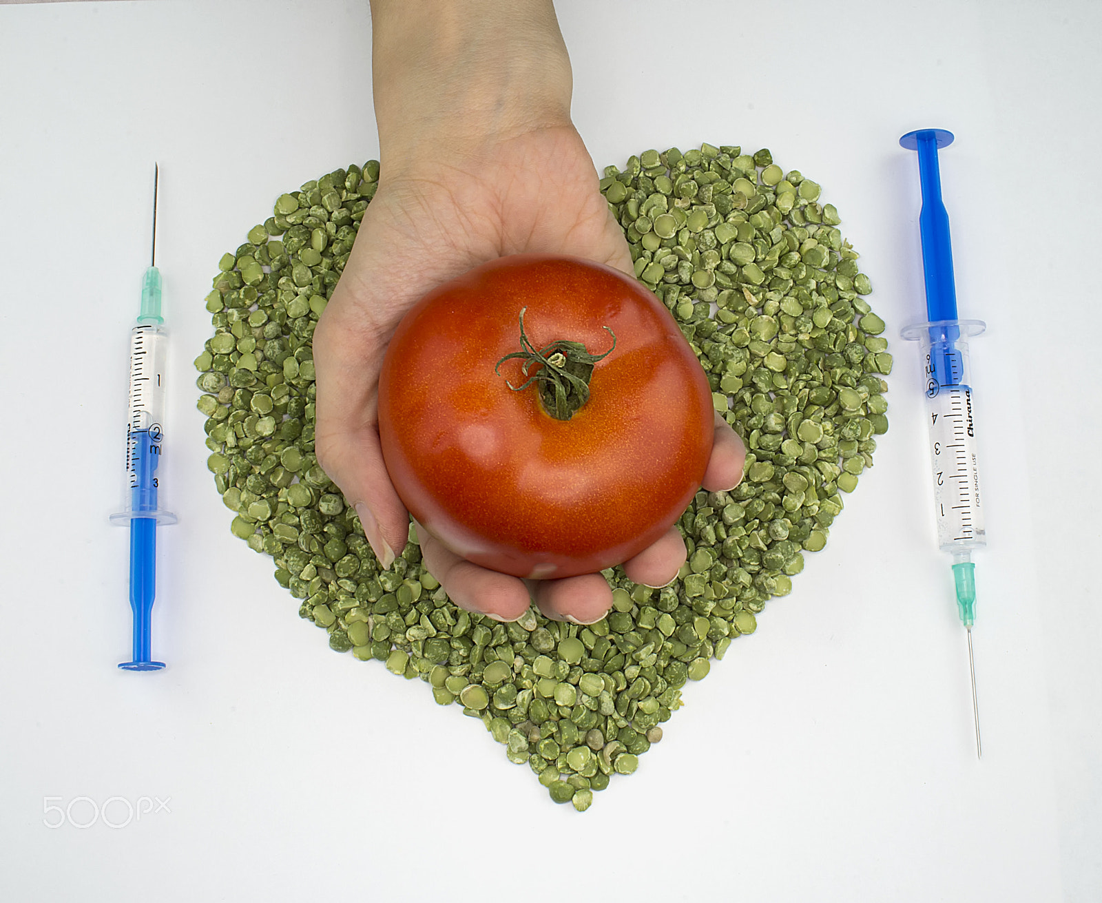 Nikon D610 + Sigma 28-70mm F3.5-4.5 UC sample photo. Green peas red tomato syringes photography