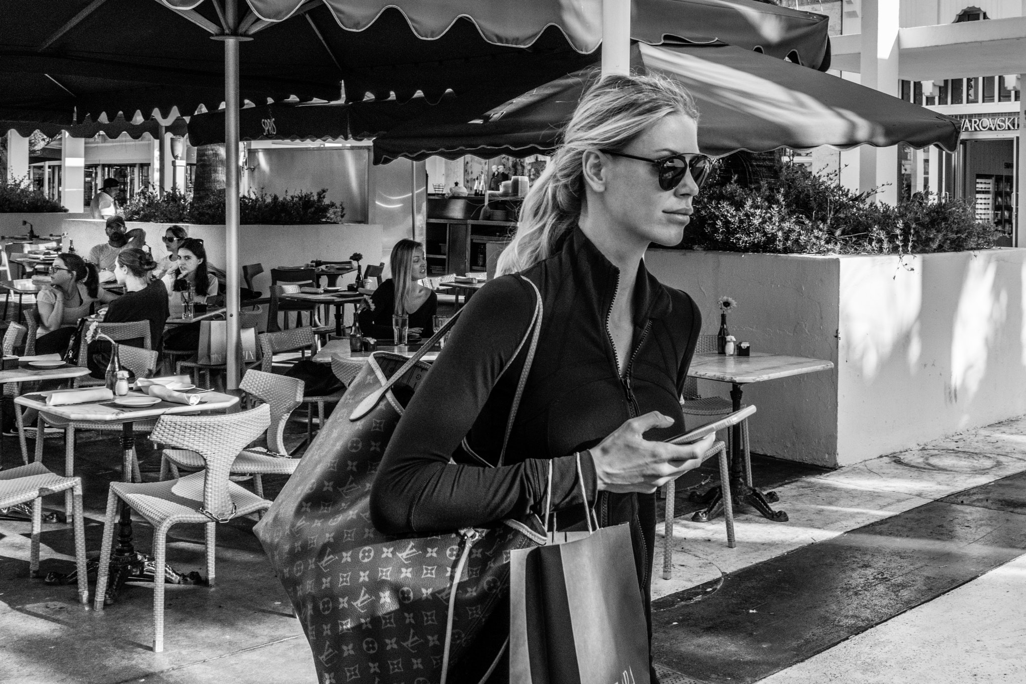 35mm F2.0 sample photo. People of miami - morning beauty... photography