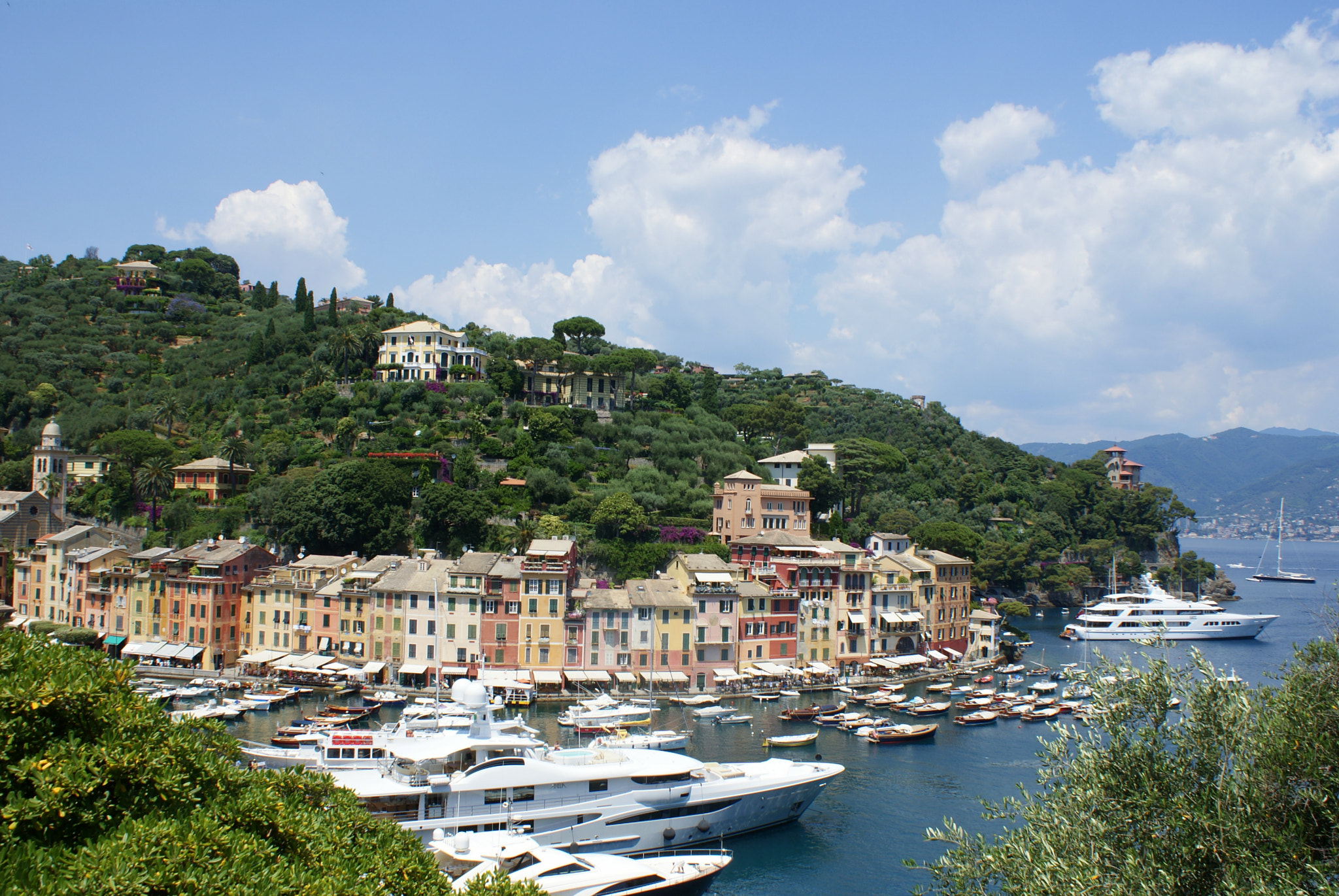 Sony Alpha DSLR-A300 sample photo. Portofino photography