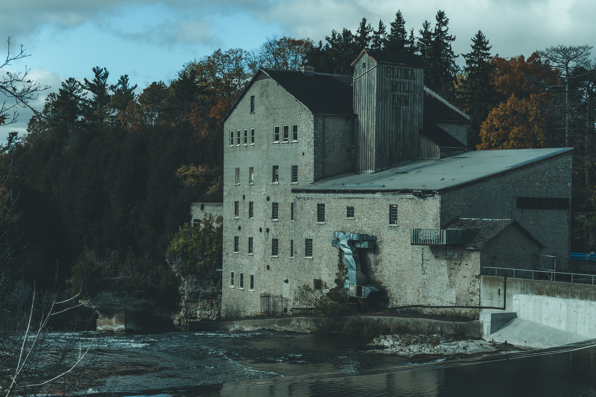 Canon EF-S 17-55mm F2.8 IS USM sample photo. Views of elora  photography