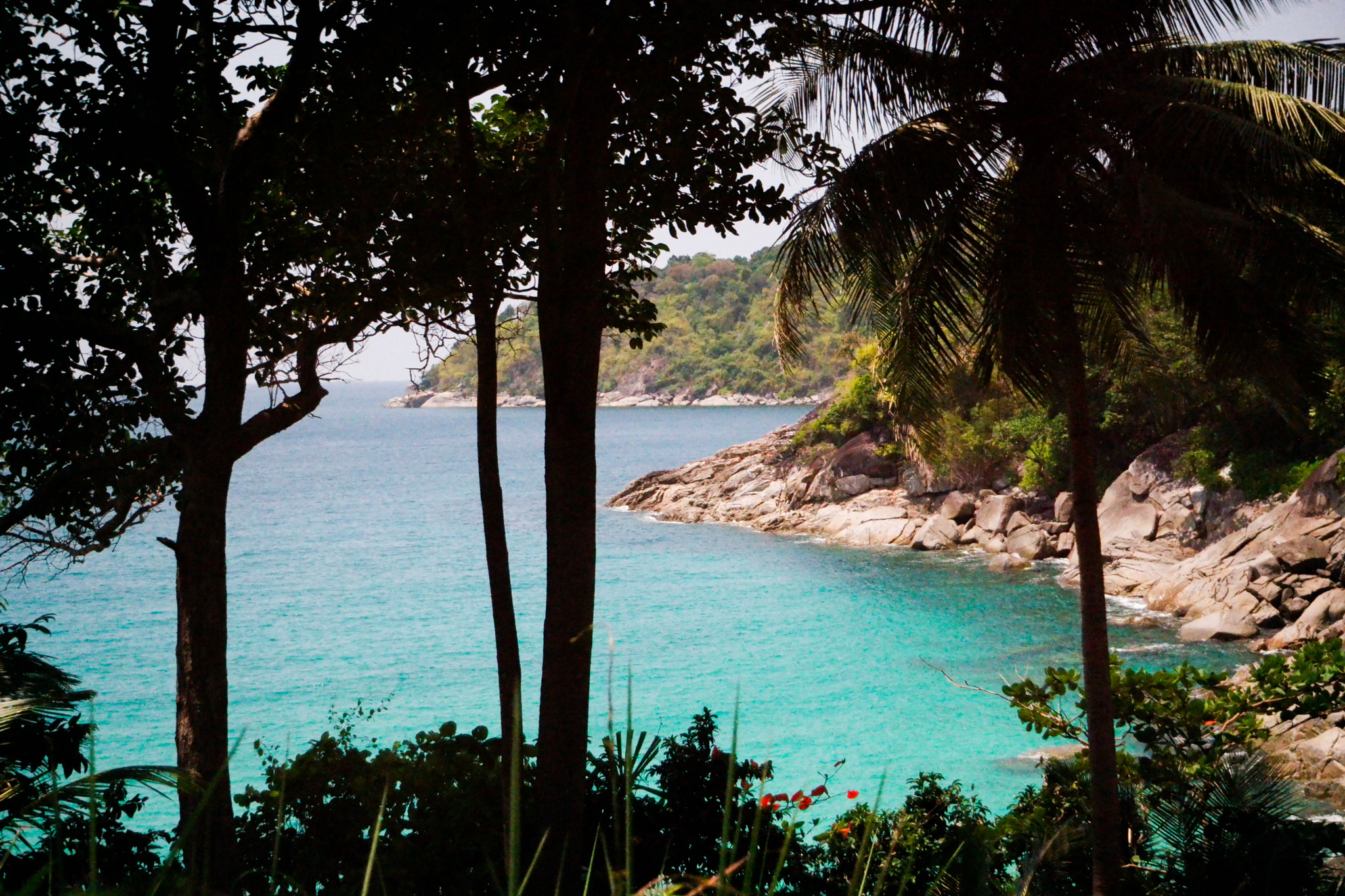 Samsung NX1 + Samsung NX 16-50mm F3.5-5.6 Power Zoom ED OIS sample photo. Freedom beach thailand photography