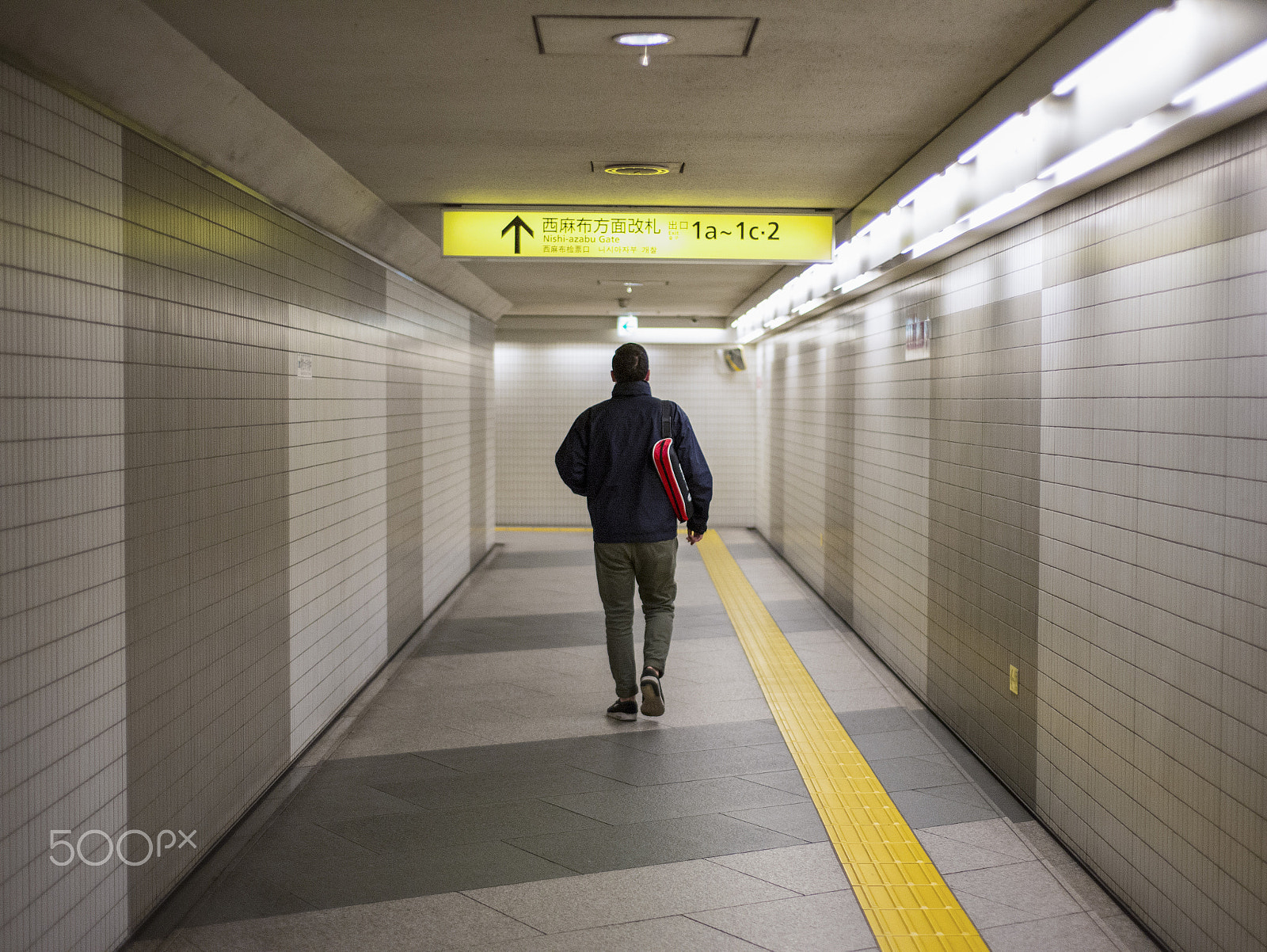 Nikon AF Nikkor 50mm F1.8D sample photo. Metro tokyo photography
