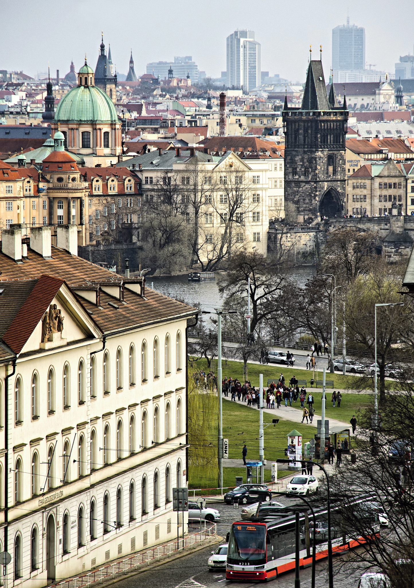 Sony DT 18-135mm F3.5-5.6 SAM sample photo. Prague view xi photography