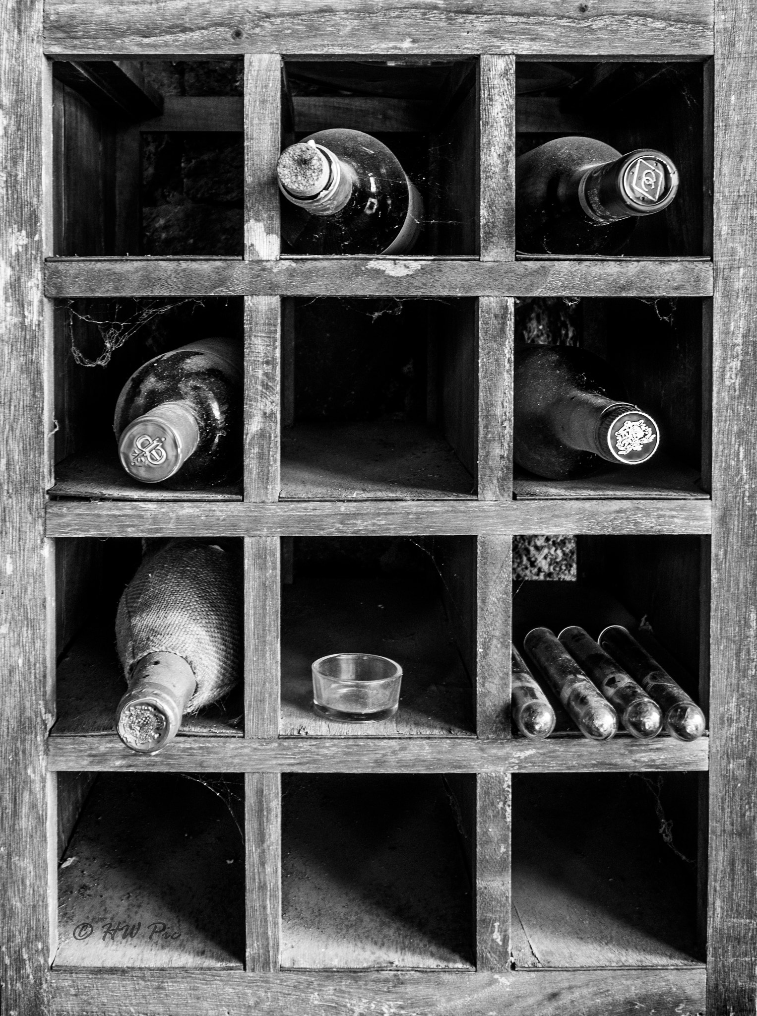 Olympus OM-D E-M1 sample photo. Old wine photography