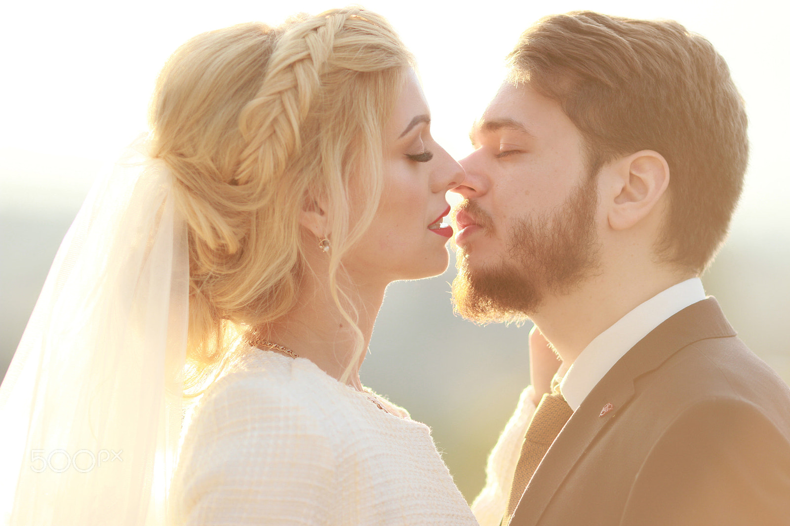 Canon EOS 7D sample photo. Kiss in the sun photography