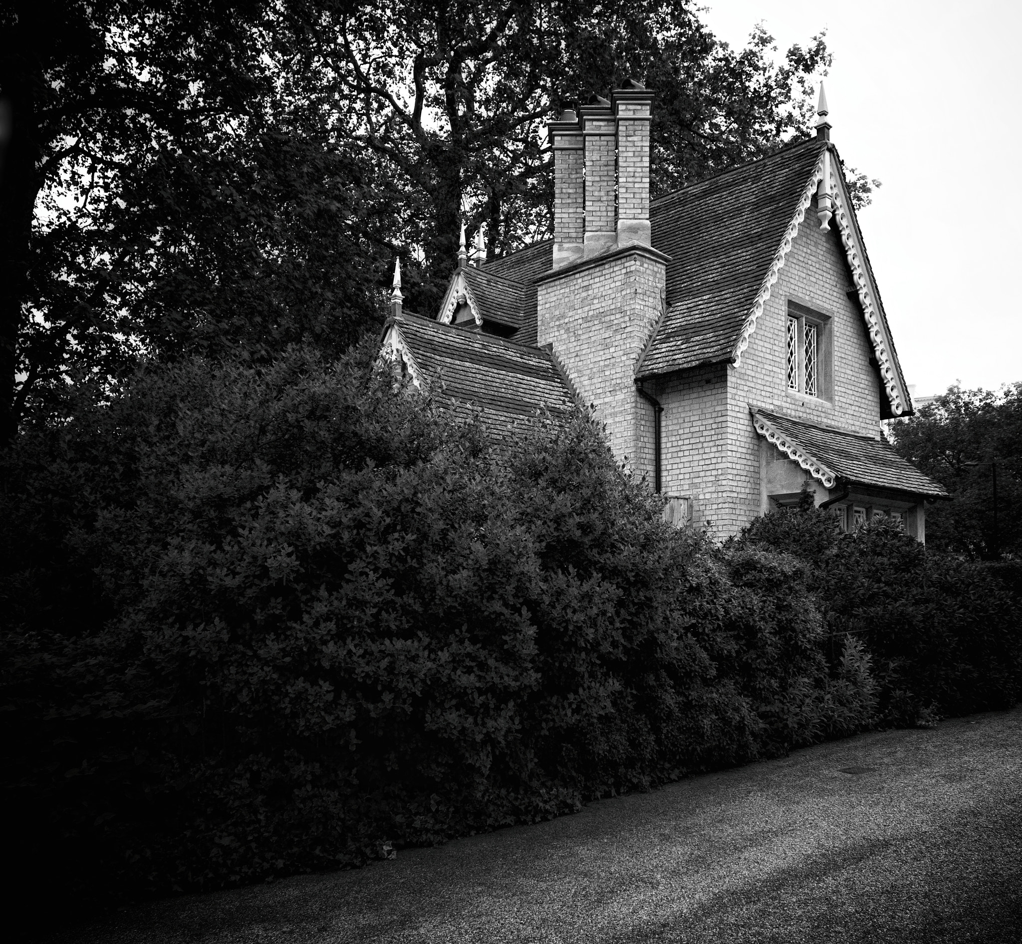 20mm F2.8 sample photo. Summer cottage ii photography