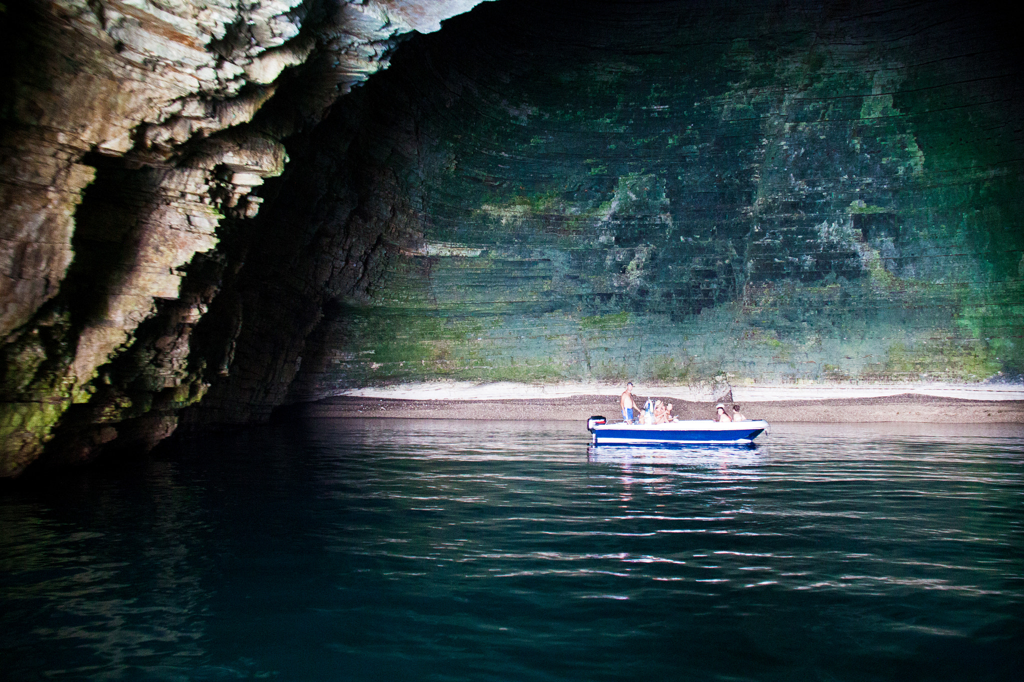 Canon EF-S 18-200mm F3.5-5.6 IS sample photo. The cave photography