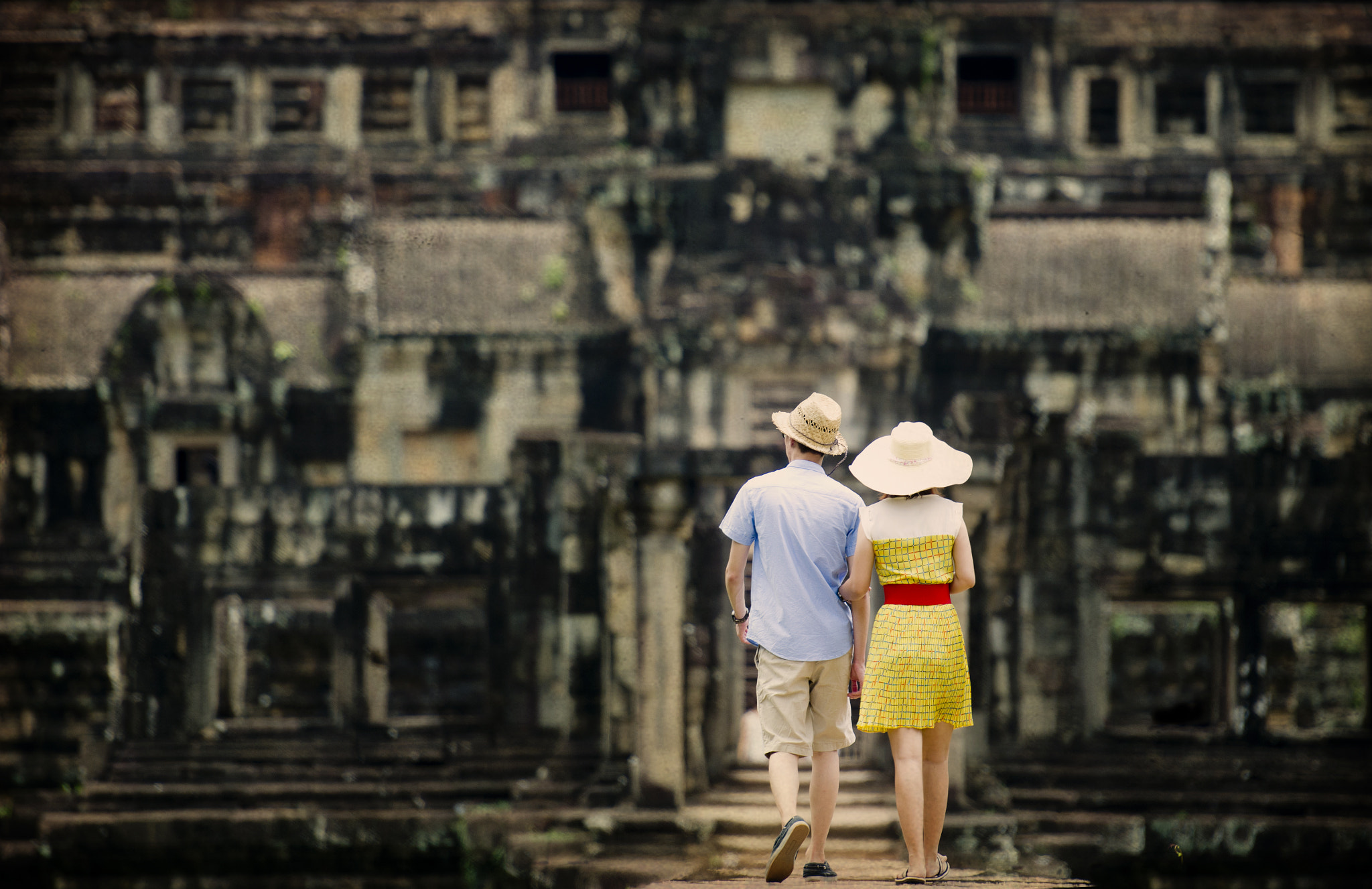 Nikon AF-S Nikkor 70-200mm F2.8G ED VR II sample photo. Angkor photography