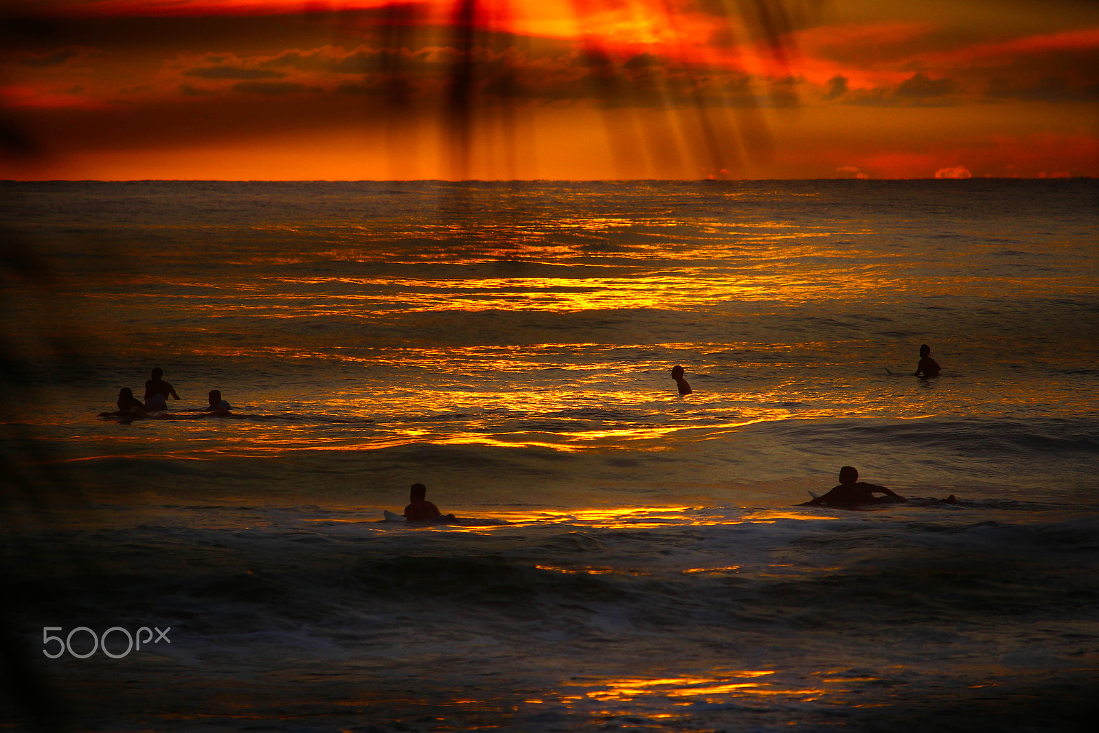 Canon EOS 100D (EOS Rebel SL1 / EOS Kiss X7) sample photo. Surfers afterlight, playa jaco photography