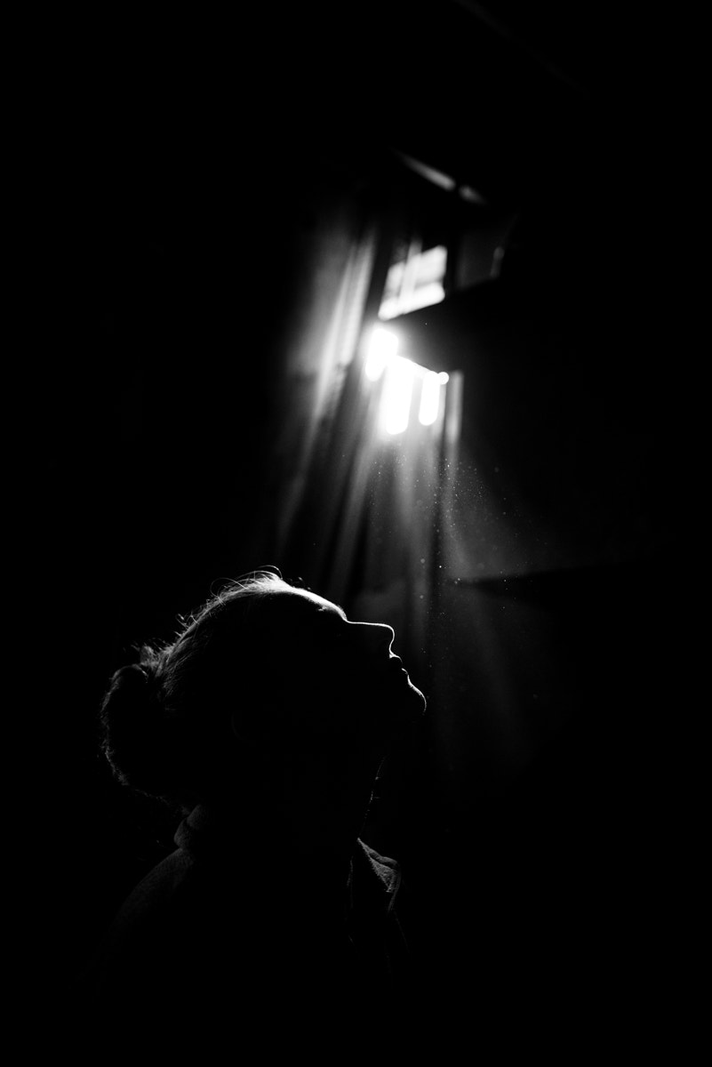 Nikon D610 + Sigma 35mm F1.4 DG HSM Art sample photo. Beauty in the darkness photography
