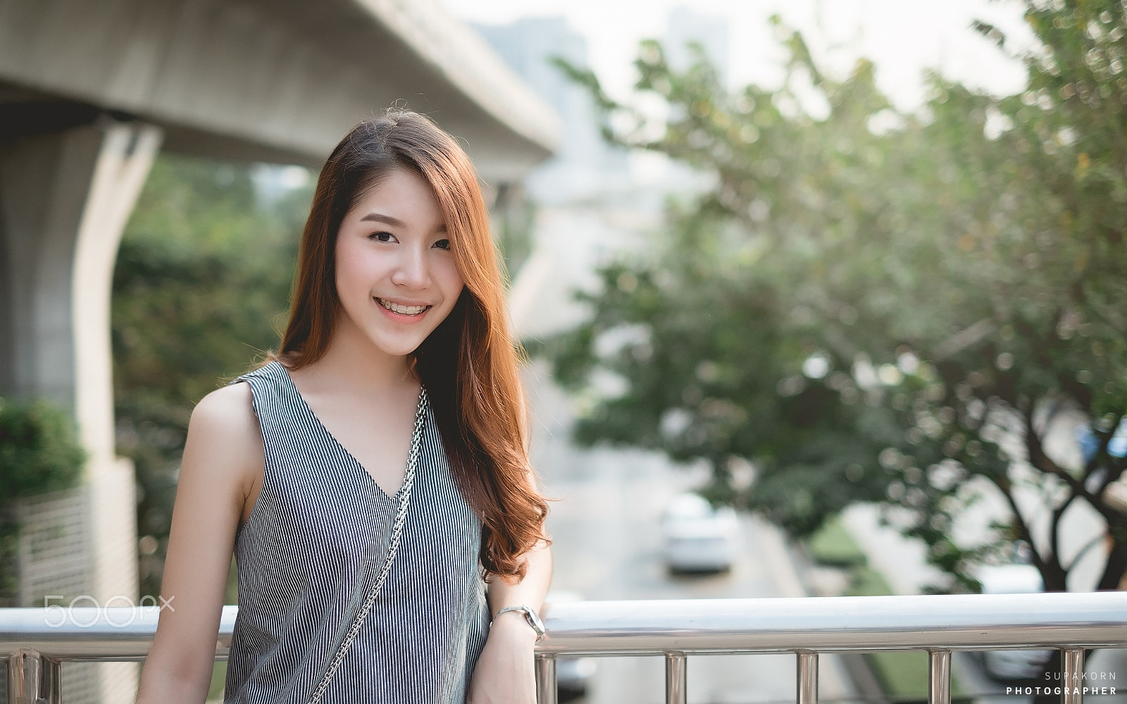 Fujifilm X-E2 + Fujifilm XF 35mm F1.4 R sample photo. At overpass photography