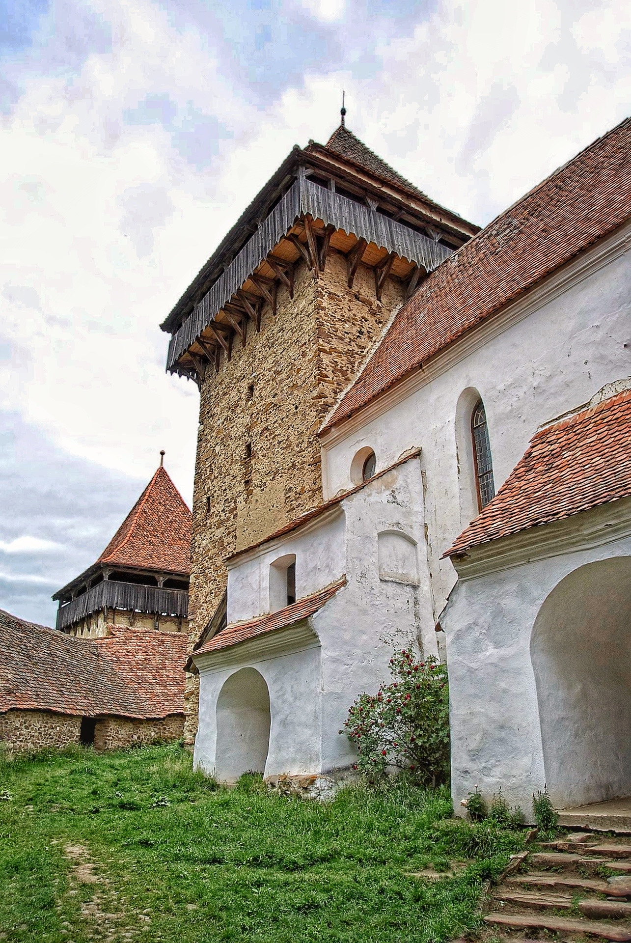 Nikon 1 Nikkor VR 10-30mm F3.5-5.6 sample photo. Fortified church of weißkirch/viscri, romania photography