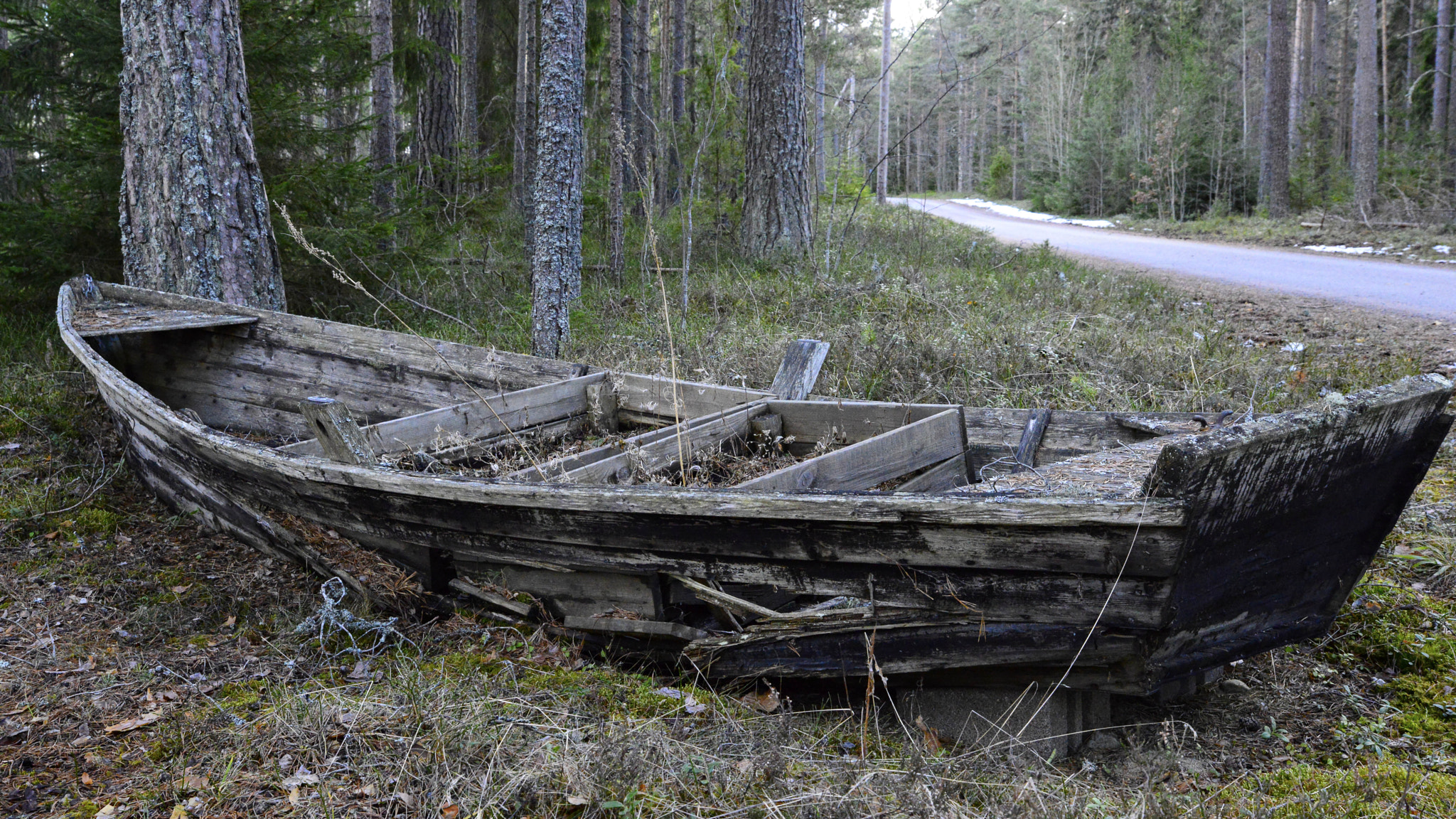 Tamron SP 24-70mm F2.8 Di VC USD sample photo. For sale unsinkable wooden boat photography