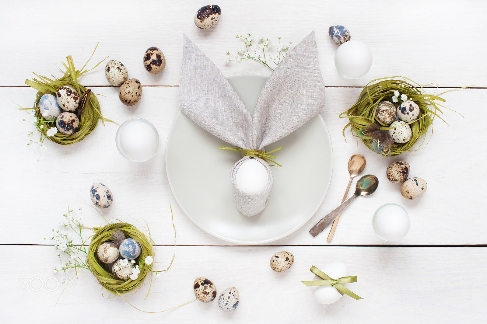Nikon D700 sample photo. Easter table decoration with napkin in the form of rabbit ears, photography