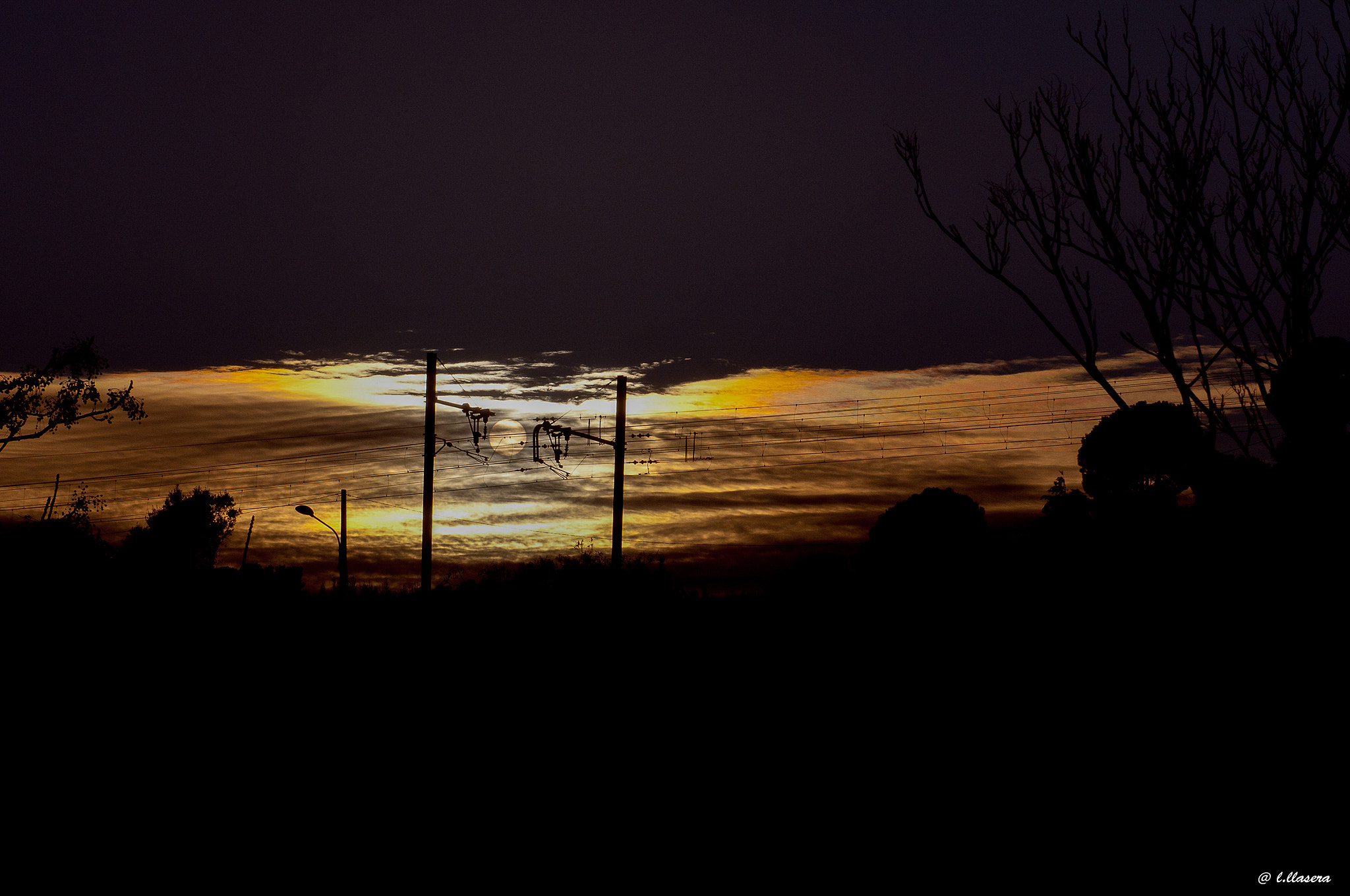 Nikon AF-S Nikkor 24-70mm F2.8G ED sample photo. Passage dramatique photography