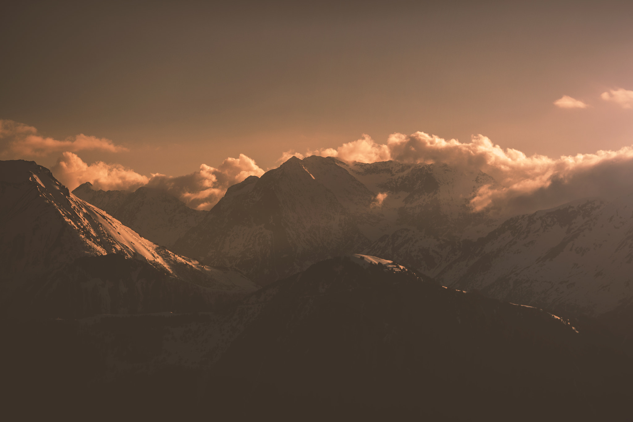 Canon EF 135mm F2L USM sample photo. Sunset.jpg photography