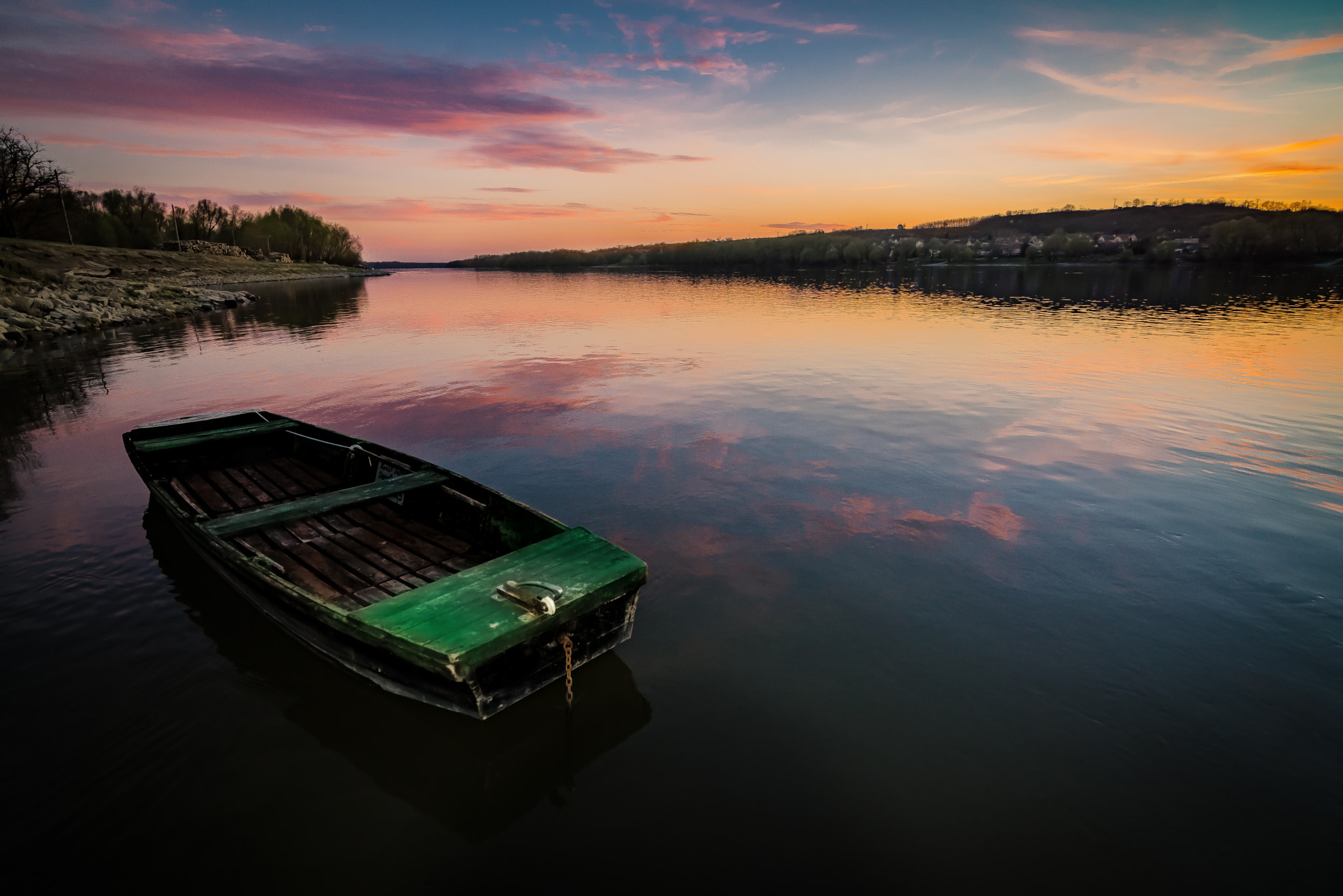 Nikon D610 + Tokina AT-X 16-28mm F2.8 Pro FX sample photo. Sunset with boat photography