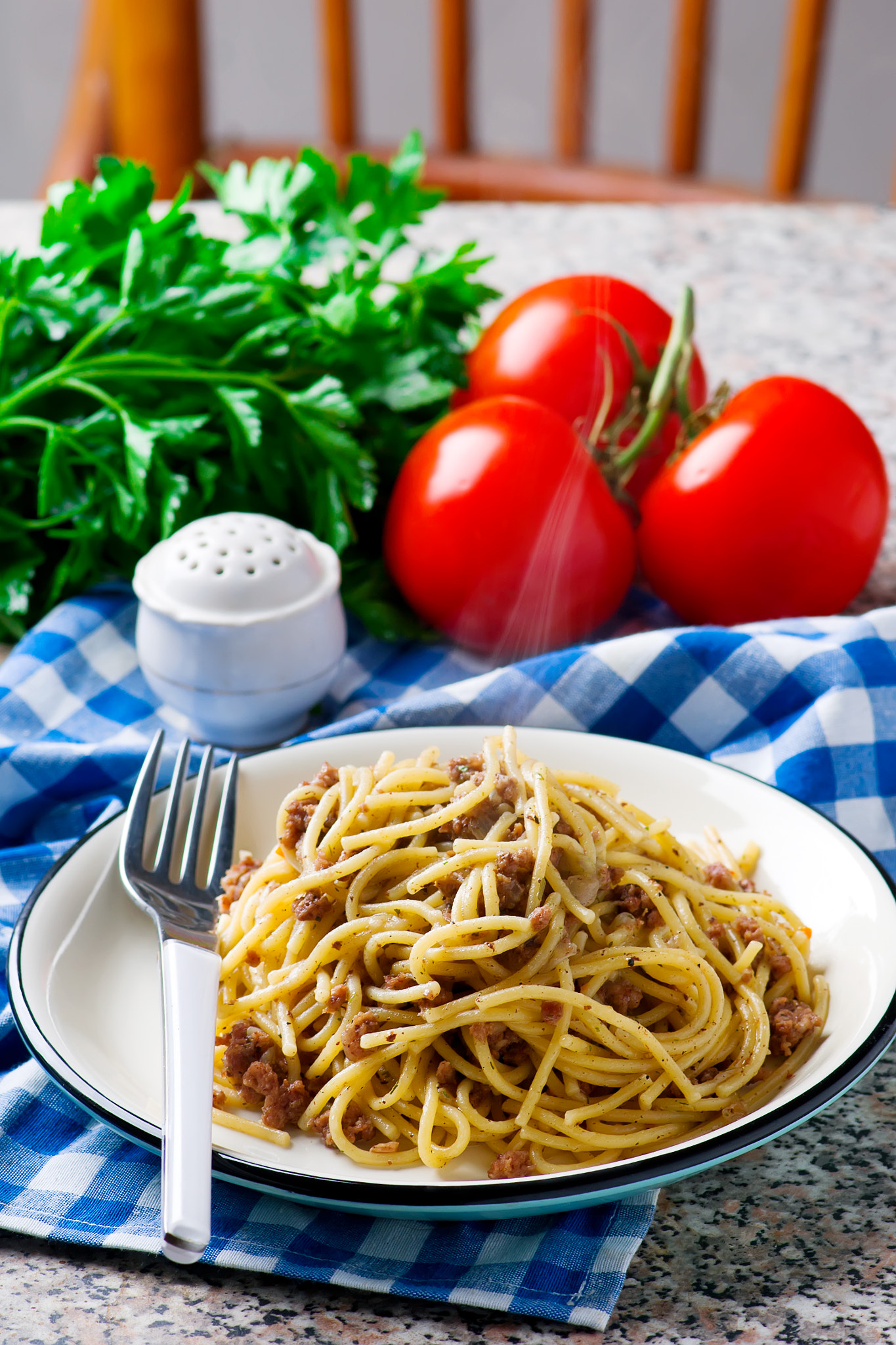 Nikon AF-S Micro-Nikkor 105mm F2.8G IF-ED VR sample photo. Navy-style macaroni on a plate.style vintage photography