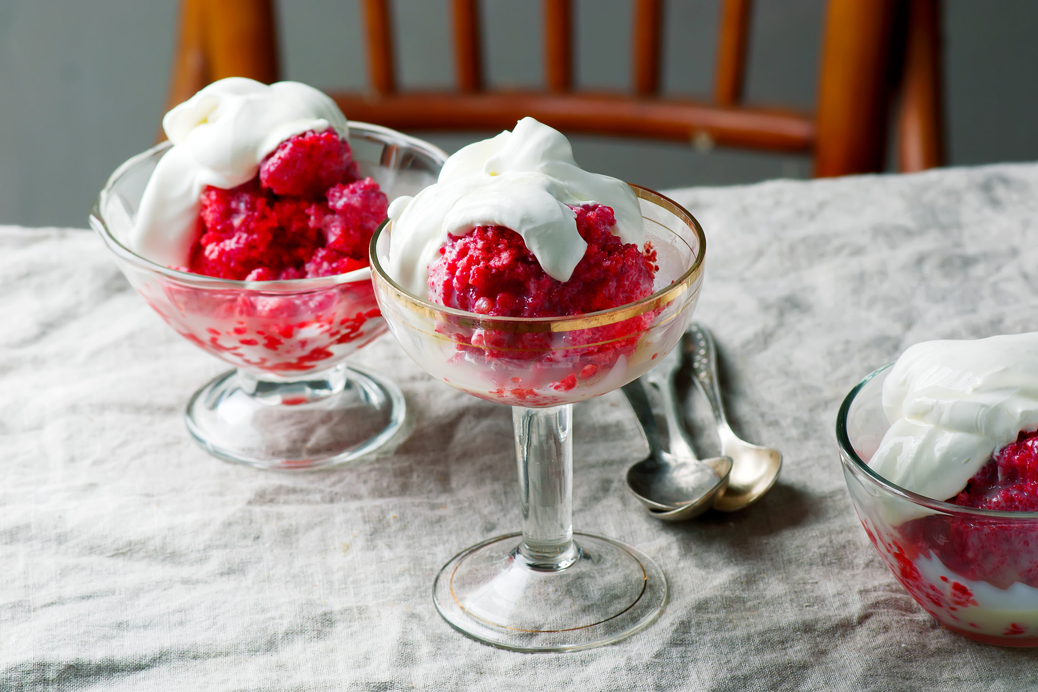 Nikon AF-S Micro-Nikkor 105mm F2.8G IF-ED VR sample photo. Strawberry ice with whipped cream photography