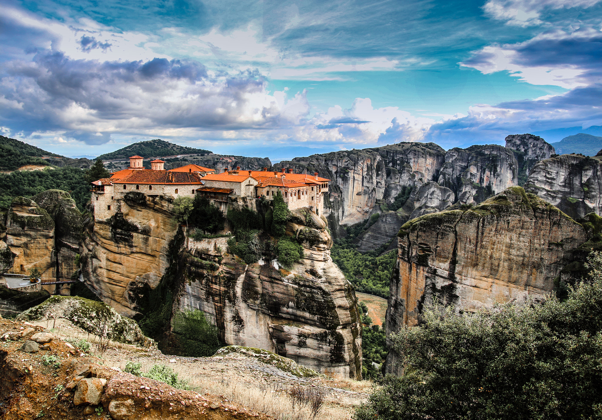 Sigma 18-50mm f/2.8 Macro sample photo. Monastery_meteora (grrece) photography