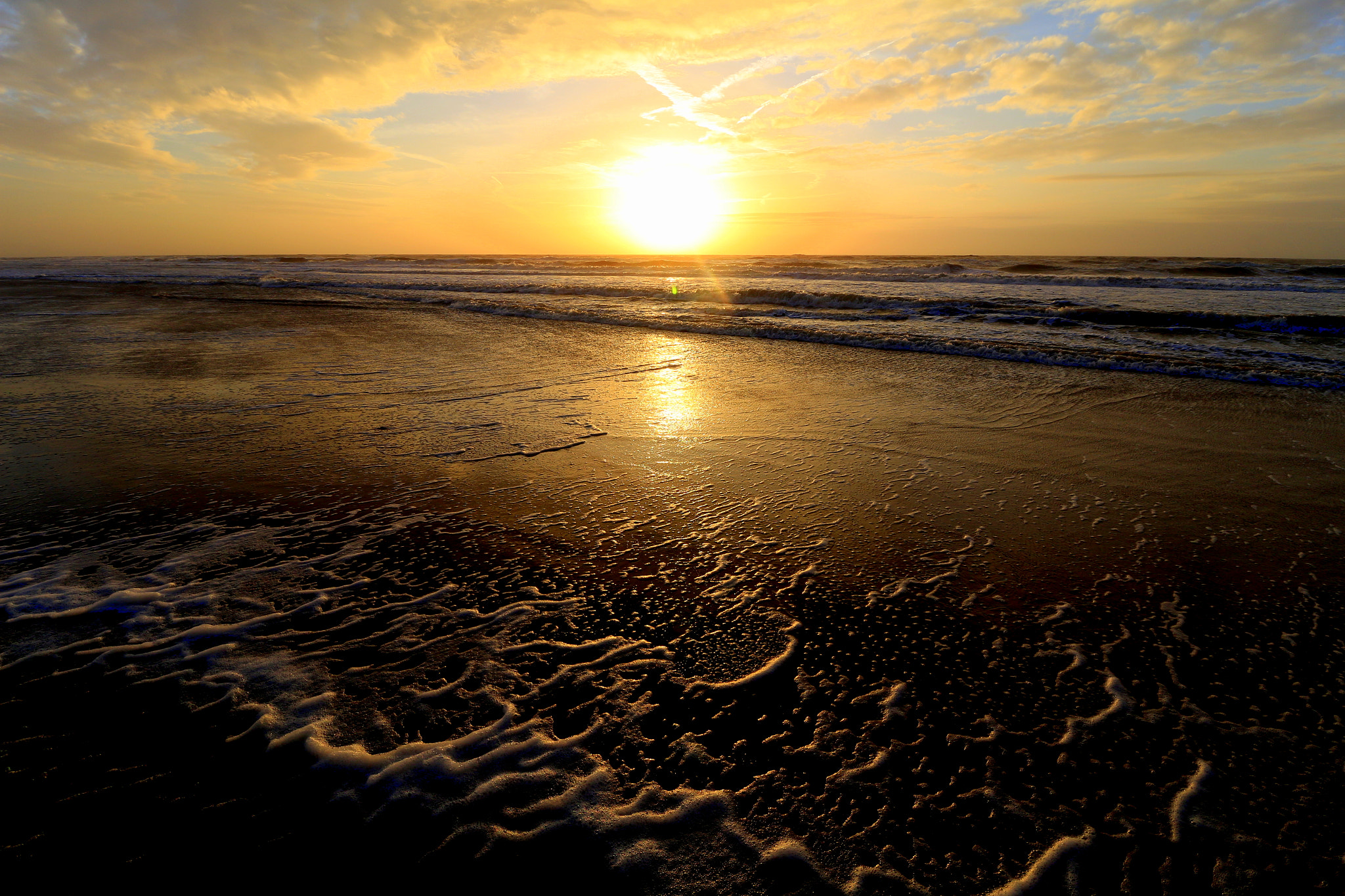 Canon EOS 650D (EOS Rebel T4i / EOS Kiss X6i) sample photo. North see sunset photography